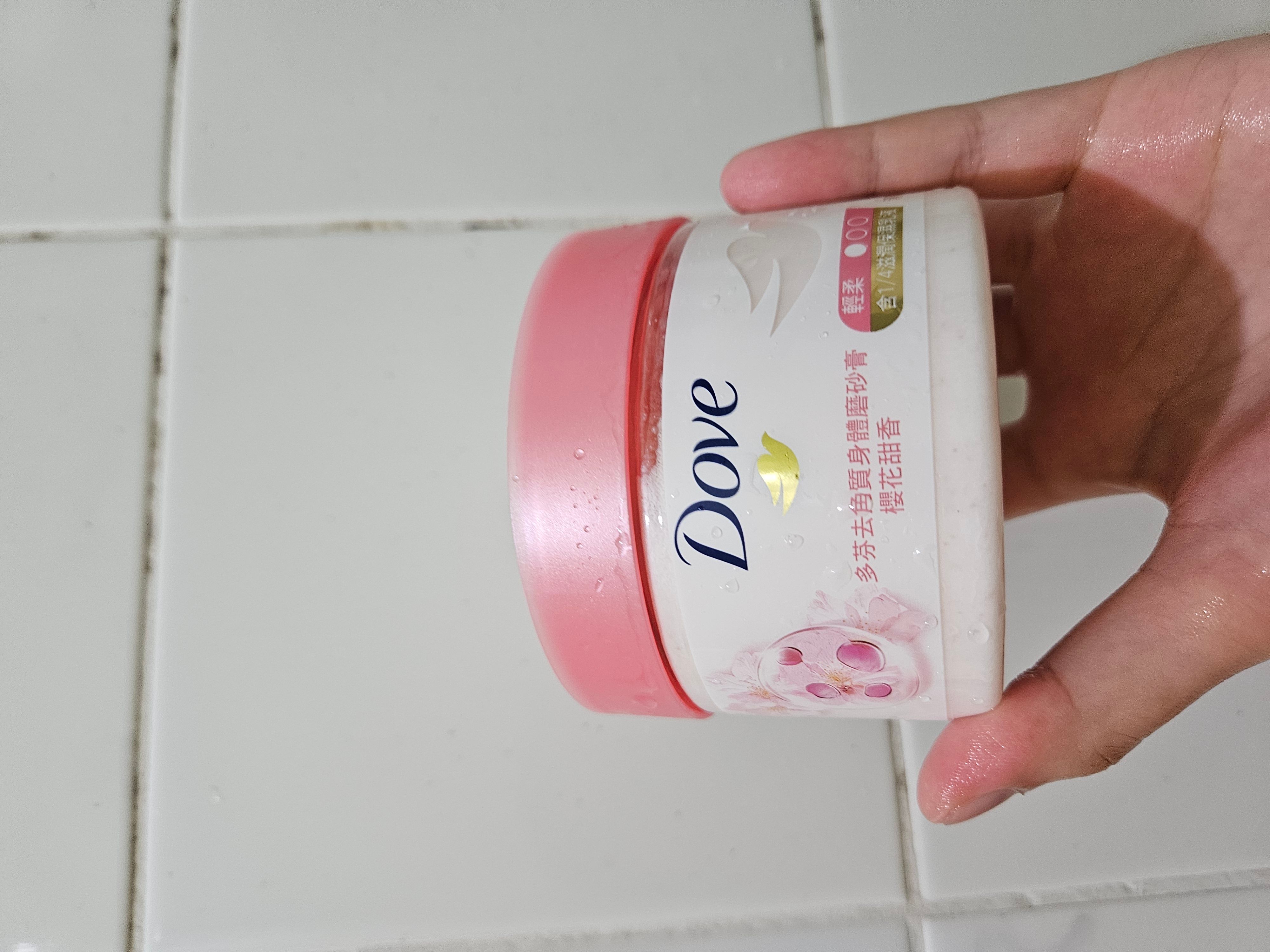 Dove 多芬 去角質身體磨砂膏 櫻花甜香 真實評價/實測照片 byHal***Chu 1