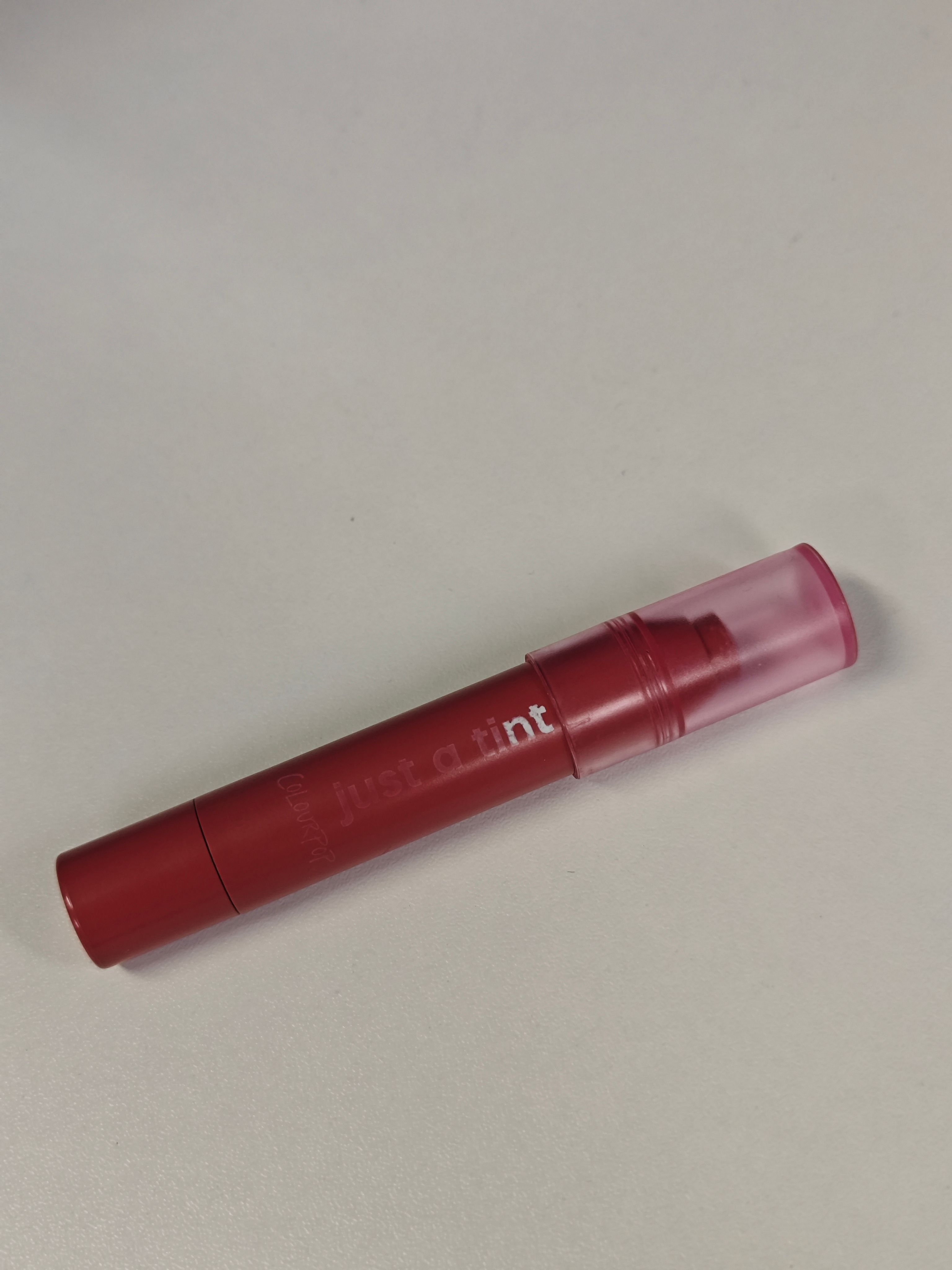 Colourpop 唇彩蠟筆 真實評價/用後感 byMil****bor 2 Colourpop 唇彩蠟筆 真實評價/實測照片 byMil****bor 2