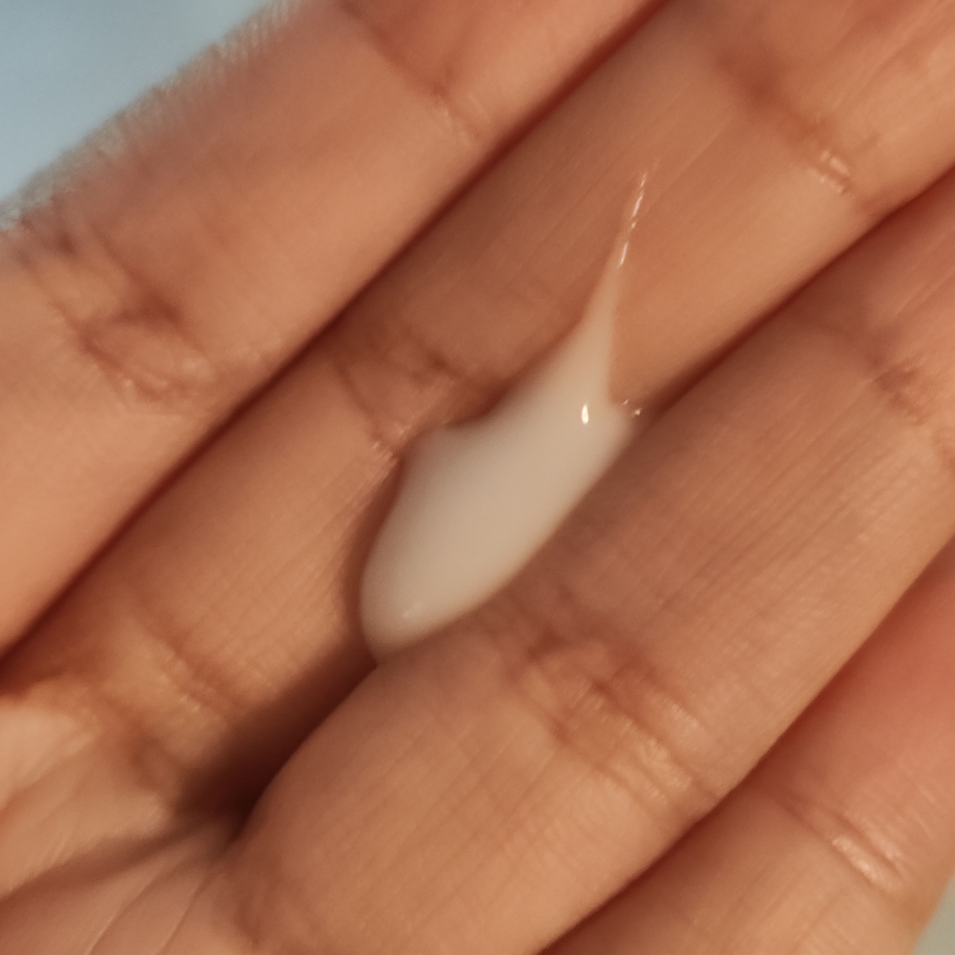 Vaseline 凡士林 深層修護潤膚露 真實評價/用後感 bychi******************com 1 Vaseline 凡士林 深層修護潤膚露 真實評價/實測照片 bychi******************com 1