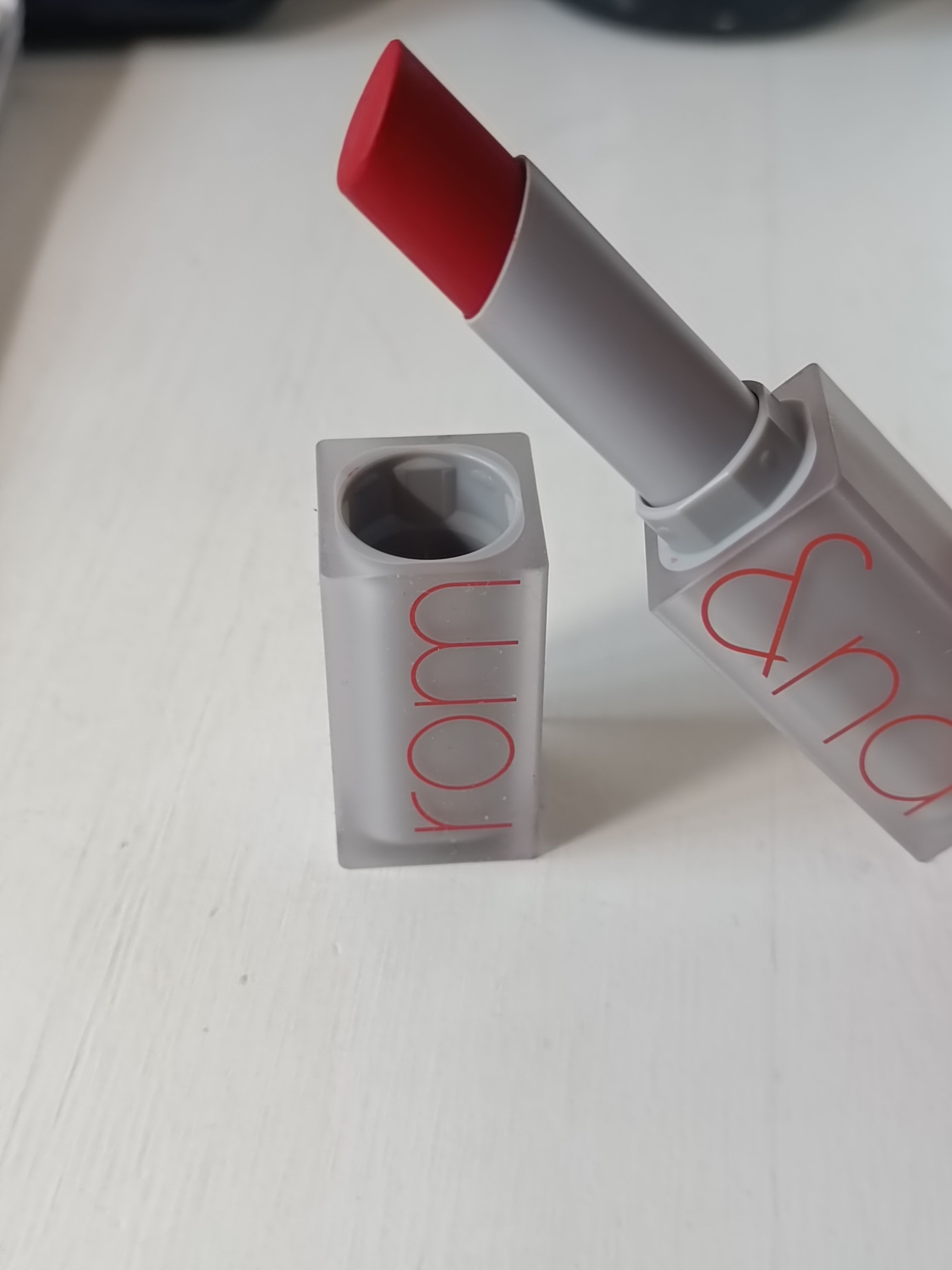 Romand 零感啞光唇膏 真實評價/實測照片 byac***as 1