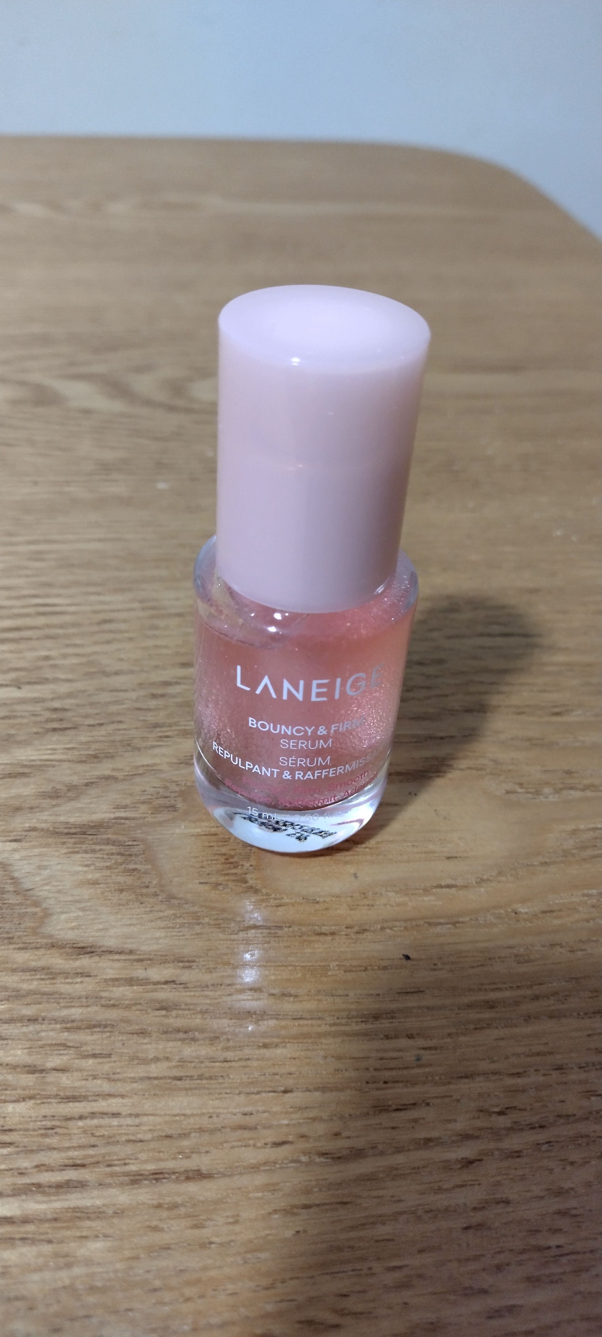 Laneige 膠原彈滑嫩肌精華 真實評價/用後感 byCha***********ona 1 Laneige 膠原彈滑嫩肌精華 真實評價/實測照片 byCha***********ona 1