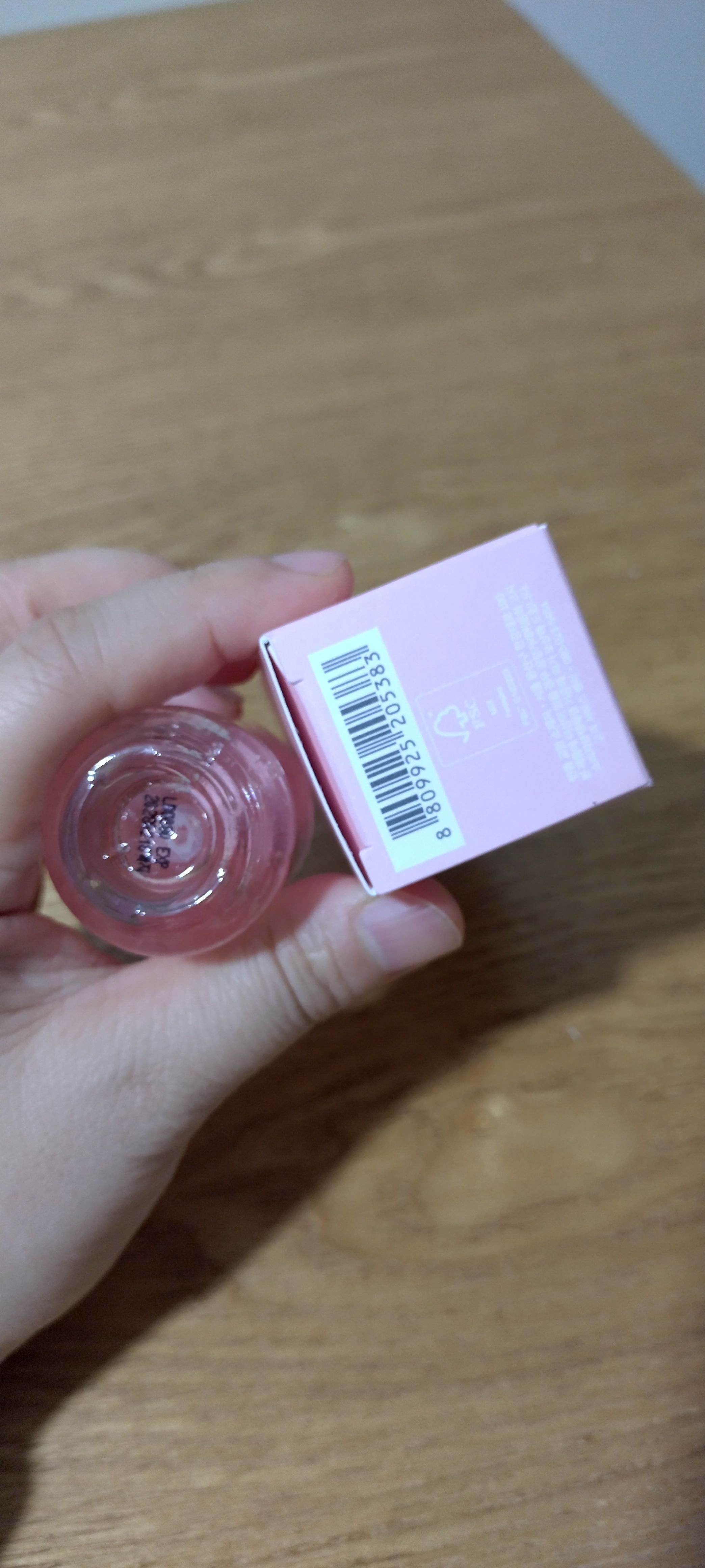 Laneige 膠原彈滑嫩肌精華 真實評價/用後感 byCha***********ona 2 Laneige 膠原彈滑嫩肌精華 真實評價/實測照片 byCha***********ona 2