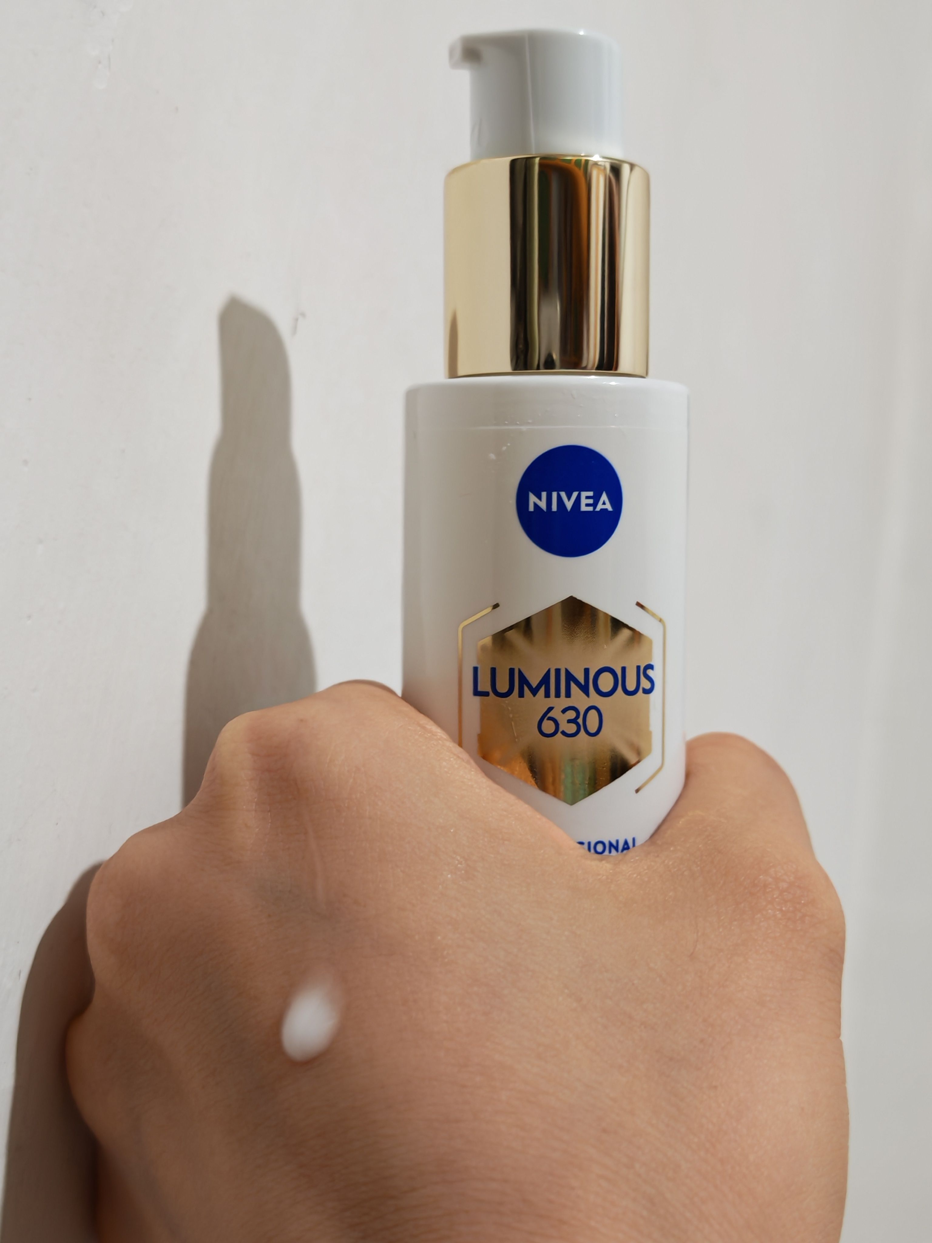 Nivea LUMINOUS630 專研多重淡斑透白精華 真實評價/用後感 byKAR***YIM 1 Nivea LUMINOUS630 專研多重淡斑透白精華 真實評價/實測照片 byKAR***YIM 1