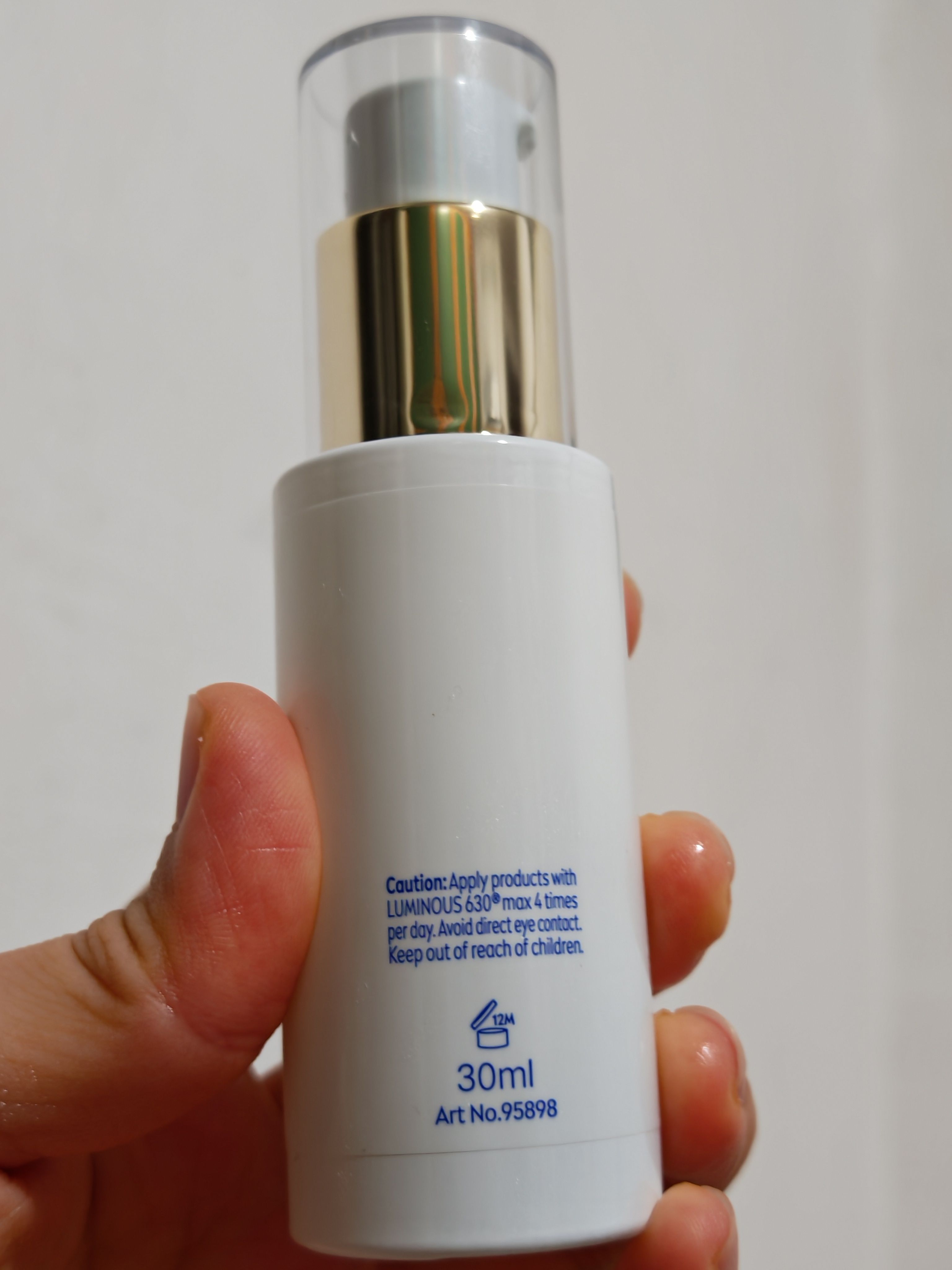 Nivea LUMINOUS630 專研多重淡斑透白精華 真實評價/用後感 byKAR***YIM 2 Nivea LUMINOUS630 專研多重淡斑透白精華 真實評價/實測照片 byKAR***YIM 2
