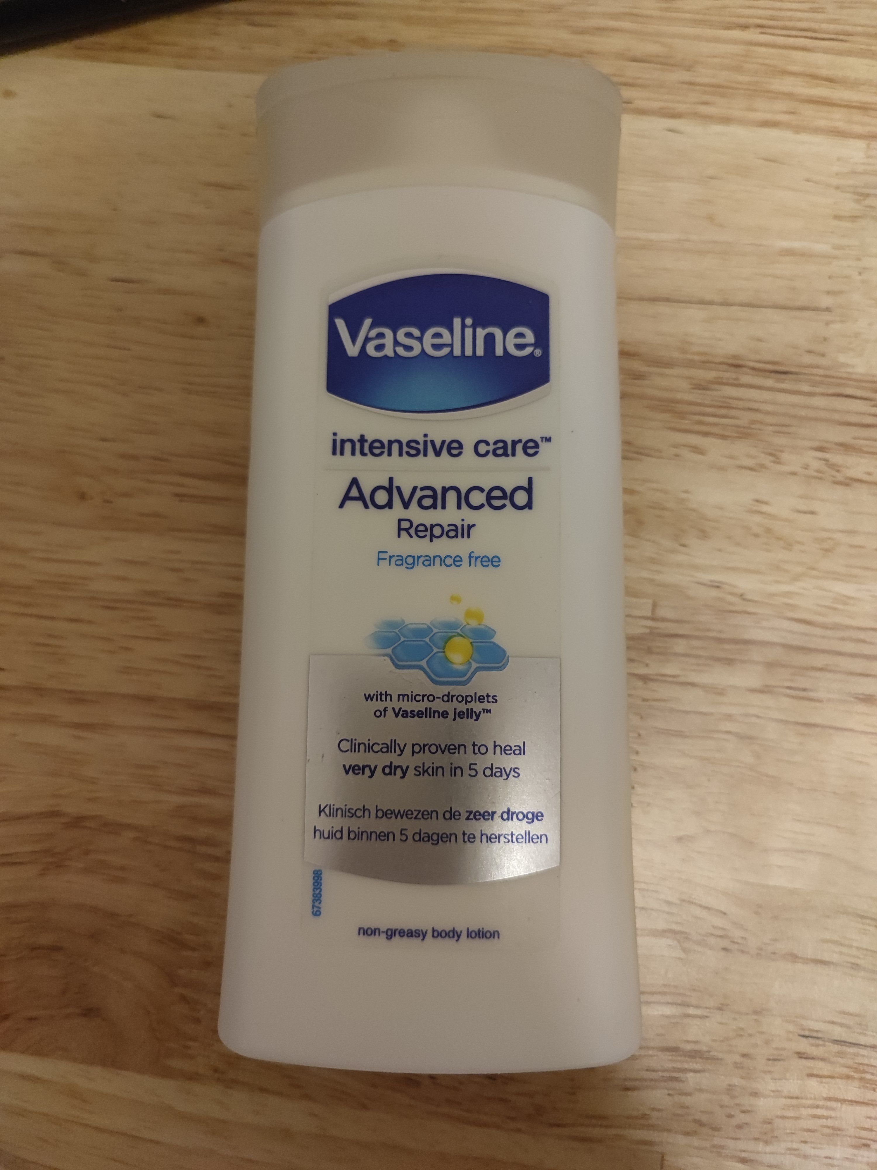 Vaseline 凡士林 專業修護潤膚露 真實評價/實測照片 byChr**** Wu 1