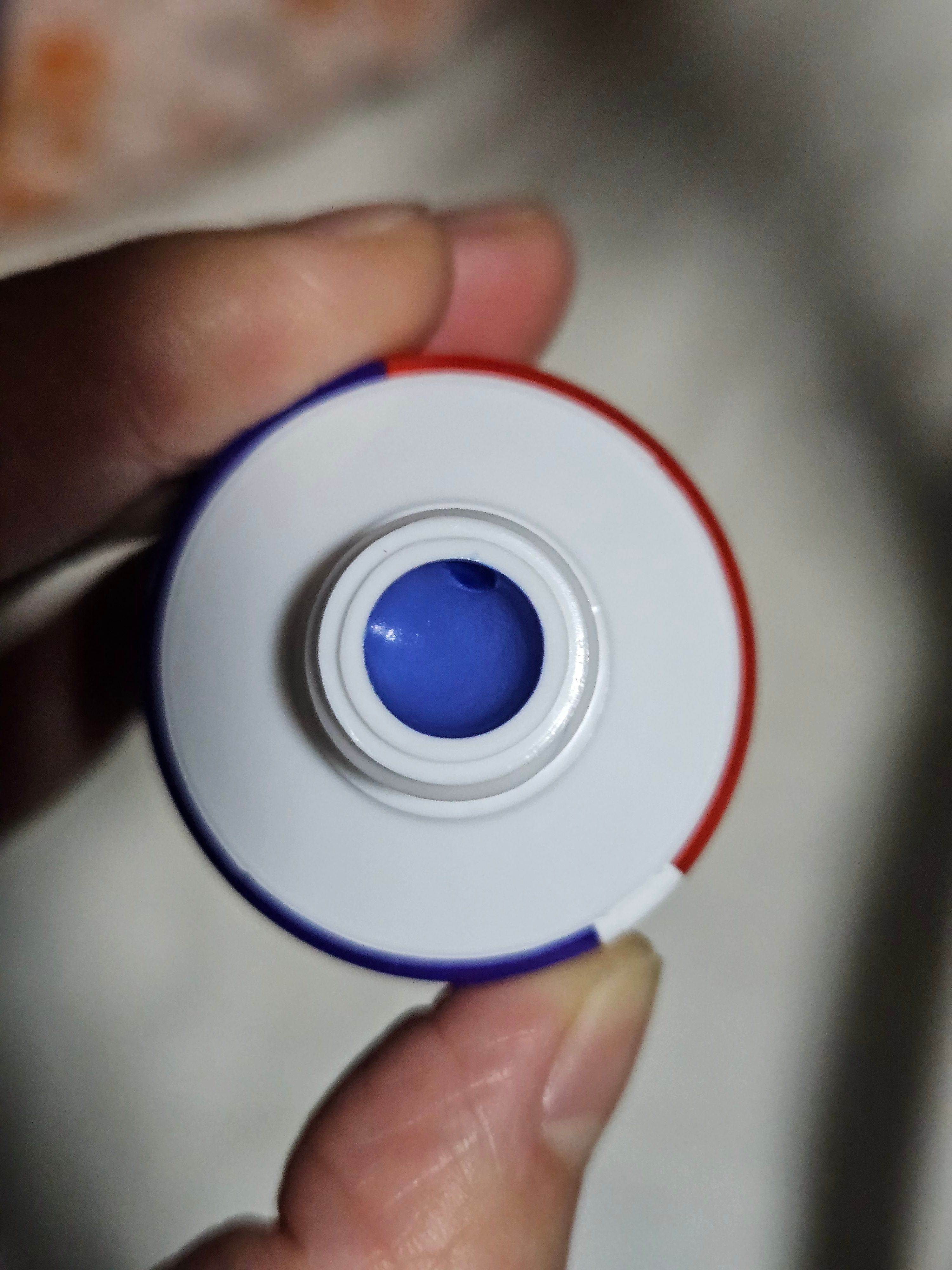 Colgate 高露潔 高露潔光感白紫鑽煥光美白牙膏 真實評價/實測照片 byCha***iki 1