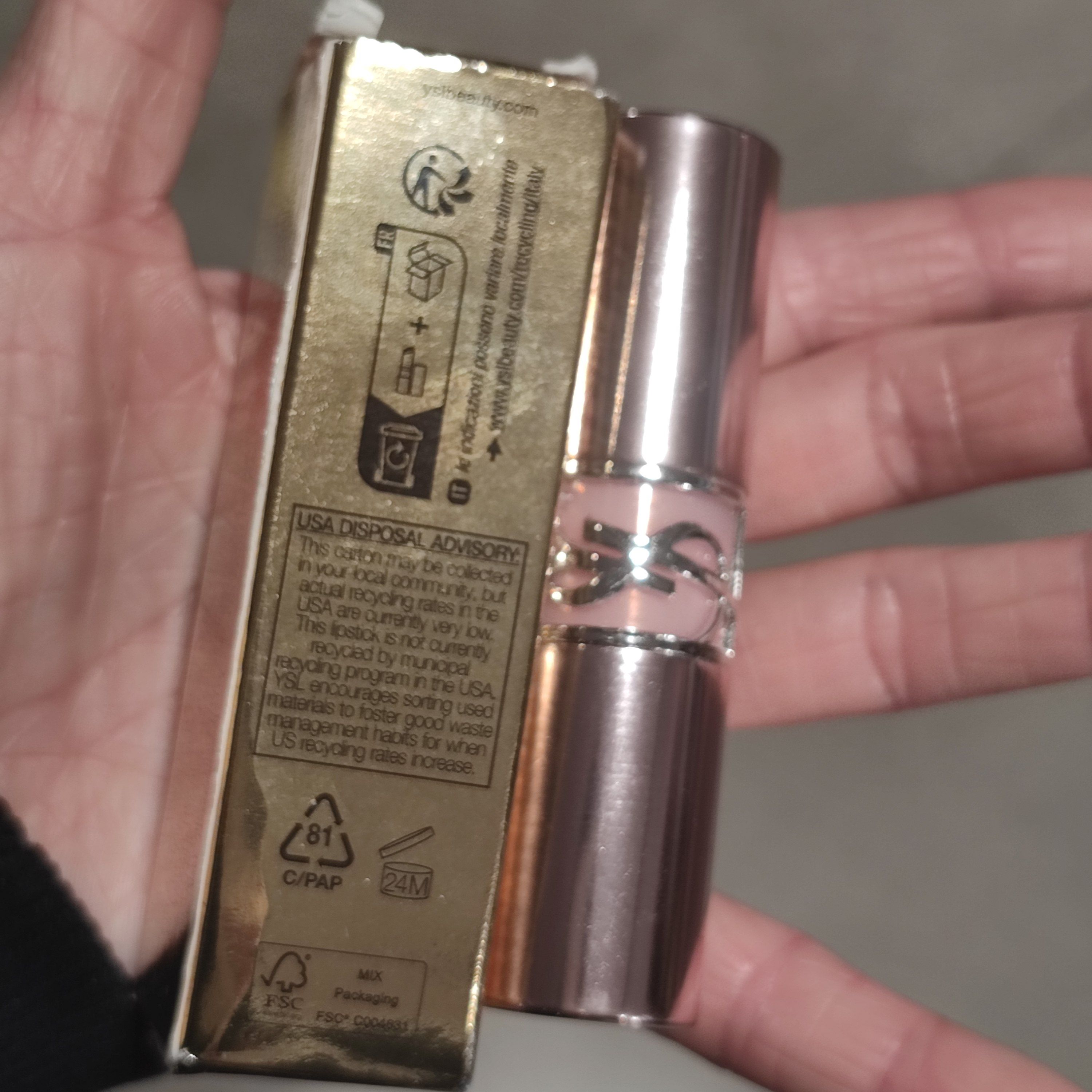 YSL 情迷亮彩潤唇膏 真實評價/實測照片 byChr**** Wu 1