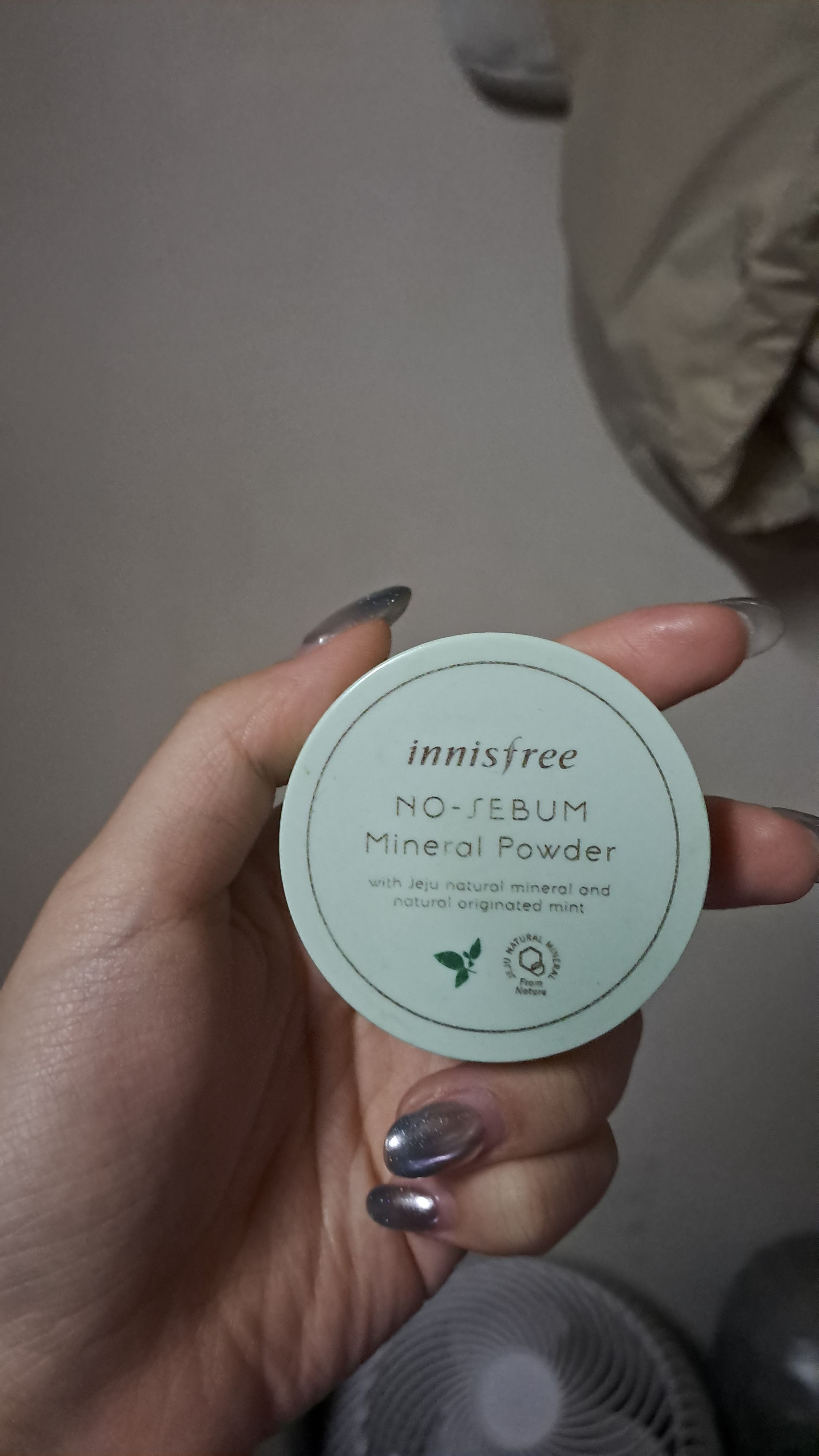 Innisfree 控油礦物質散粉 真實評價/實測照片 bykam****************com 1