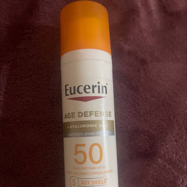 Eucerin 輕盈抗曬乳霜 SPF50 真實評價/實測照片 byYa****NG 2