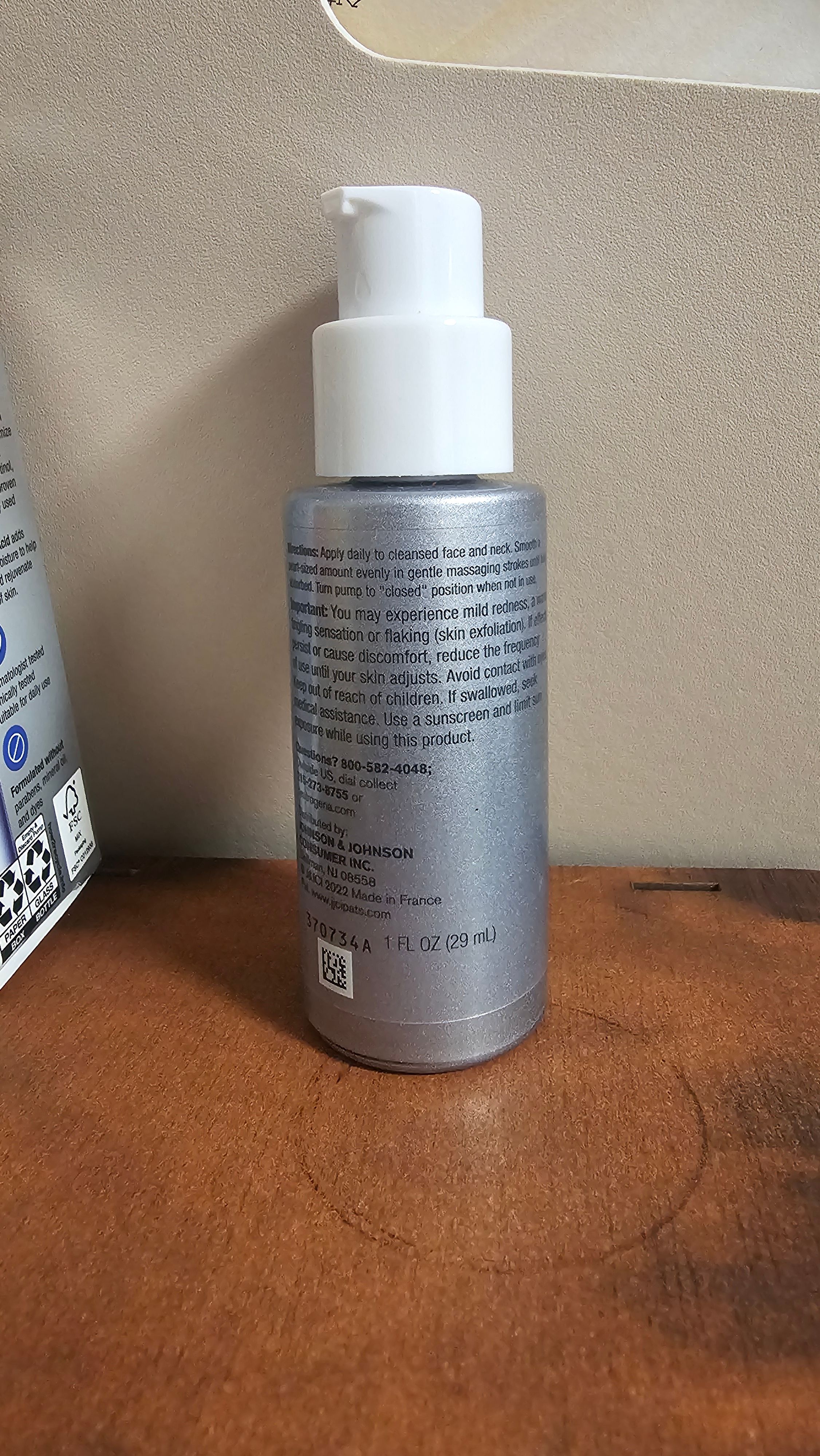 Neutrogena 露得清 維A醇抗皺修護晚霜 真實評價/用後感 bytws******************com 2 Neutrogena 露得清 維A醇抗皺修護晚霜 真實評價/實測照片 bytws******************com 2