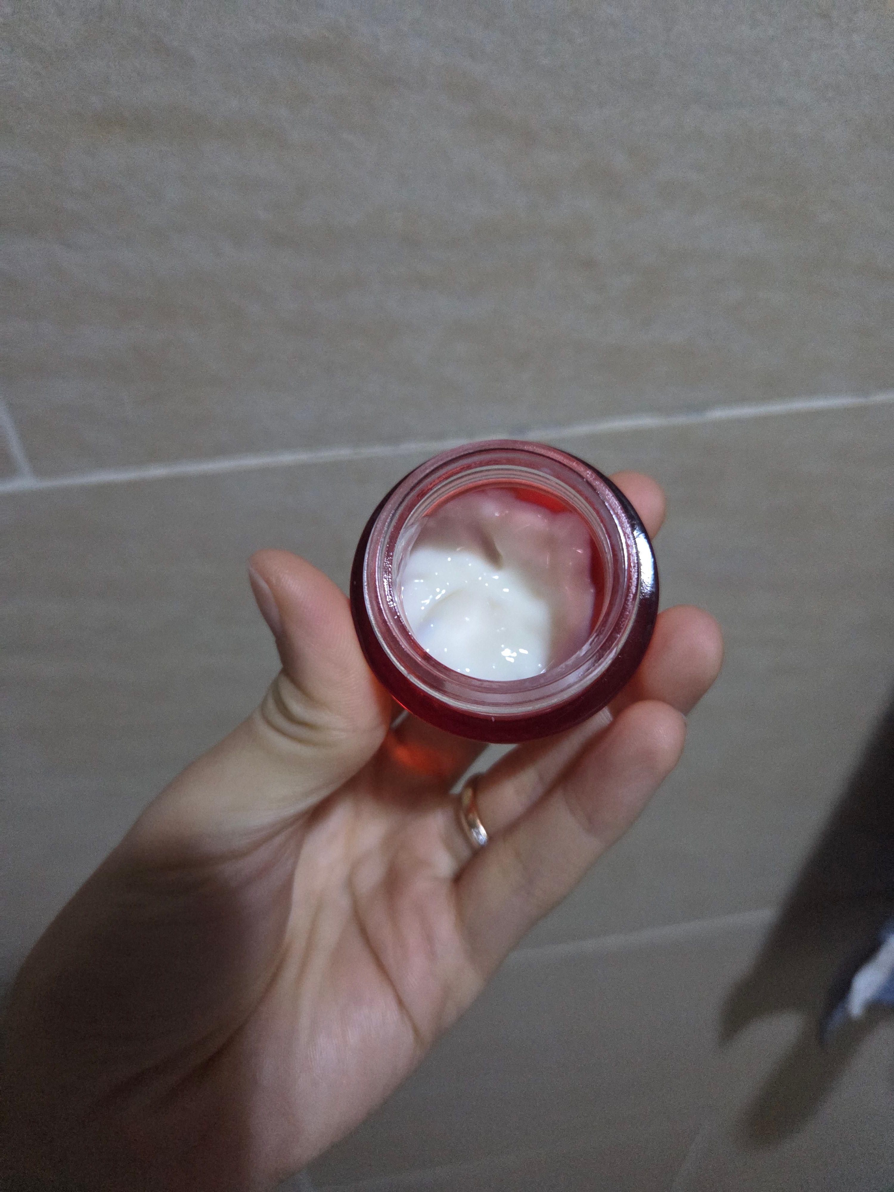 Olay 胜肽專研奢護眼霜 真實評價/實測照片 byShi******ong 1