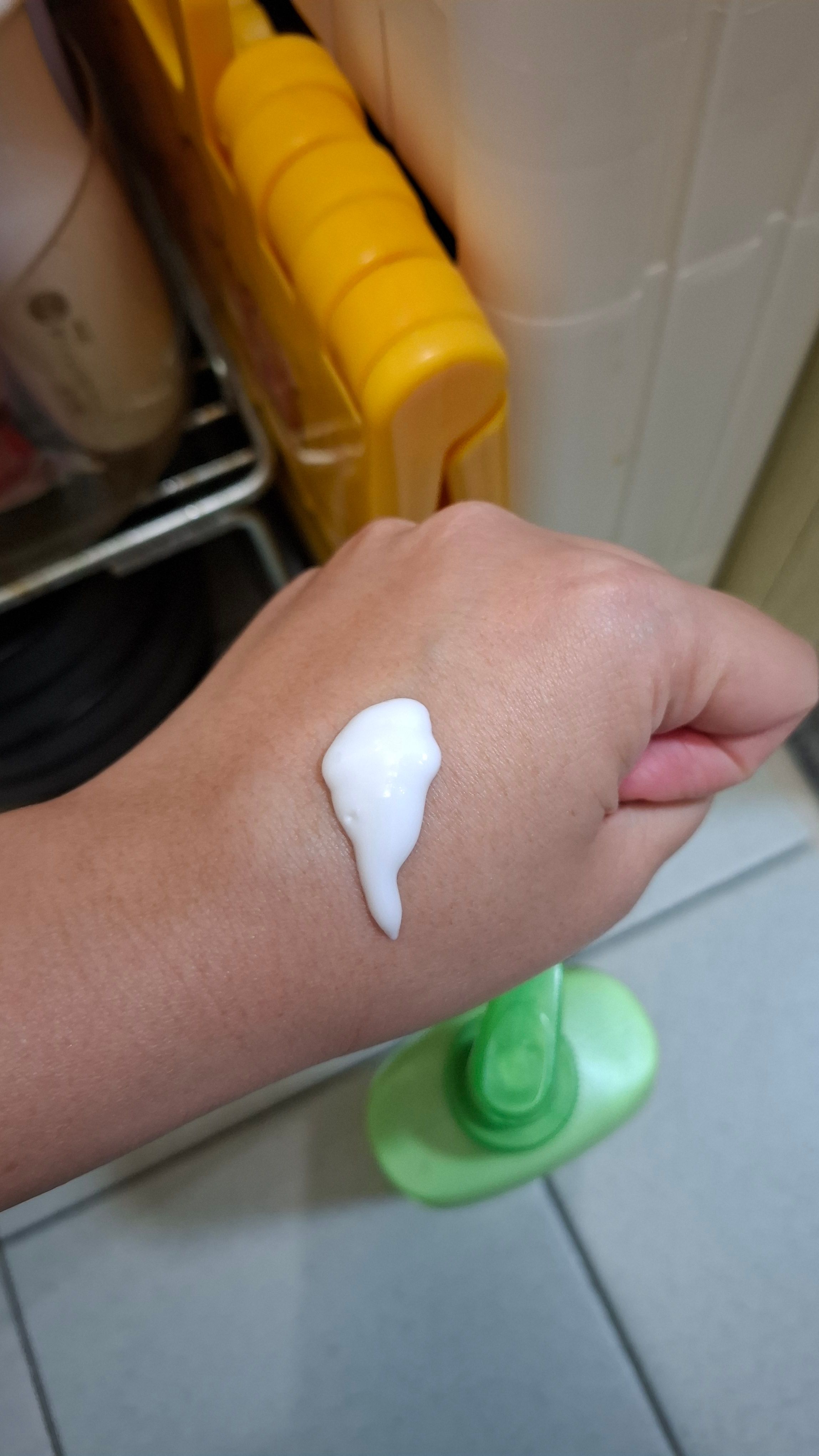 Vaseline 凡士林 蘆薈舒緩潤膚露 真實評價/實測照片 by 1