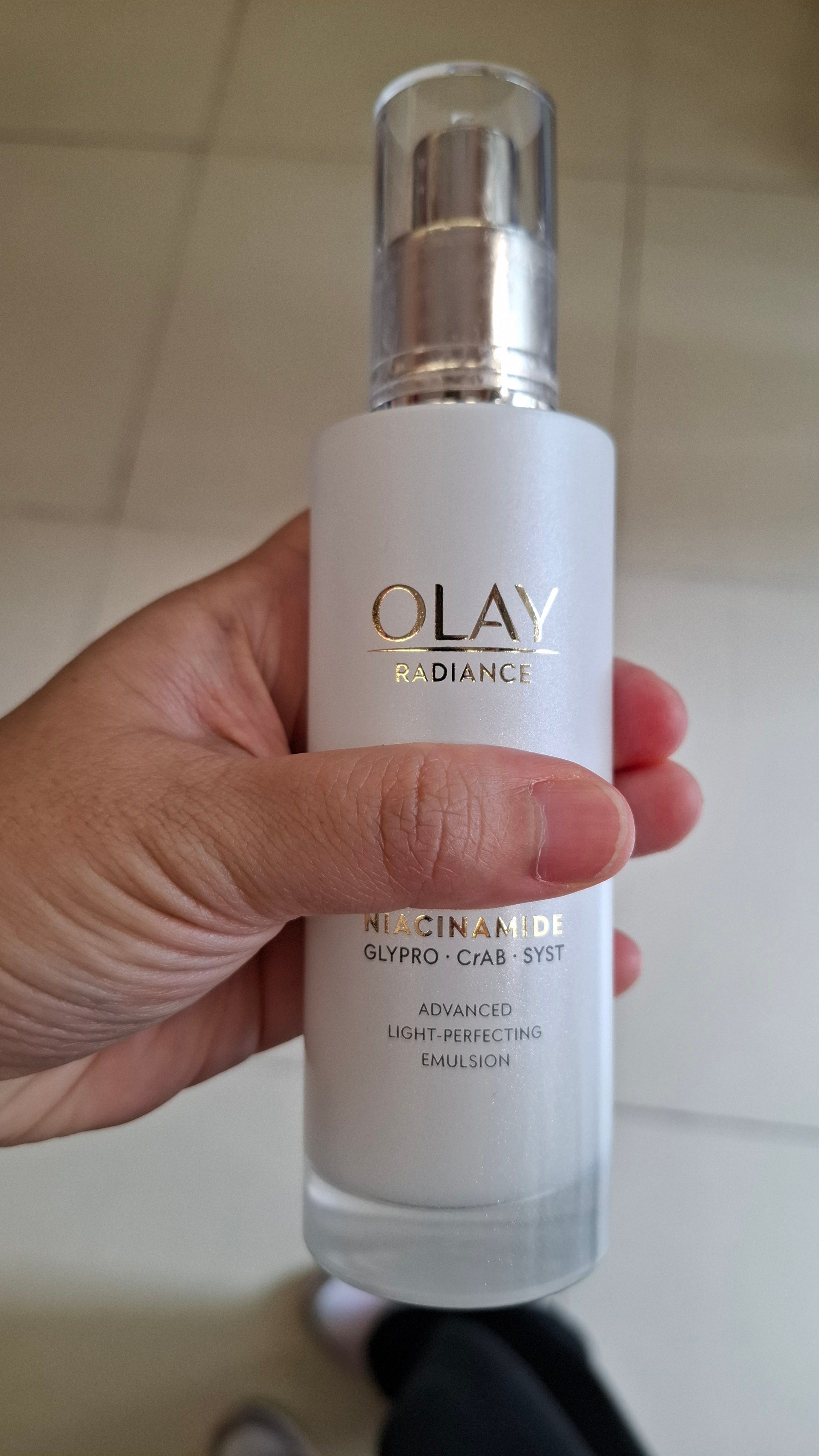 Olay OLAY 水感透白光曜精華水 真實評價/實測照片 by 2
