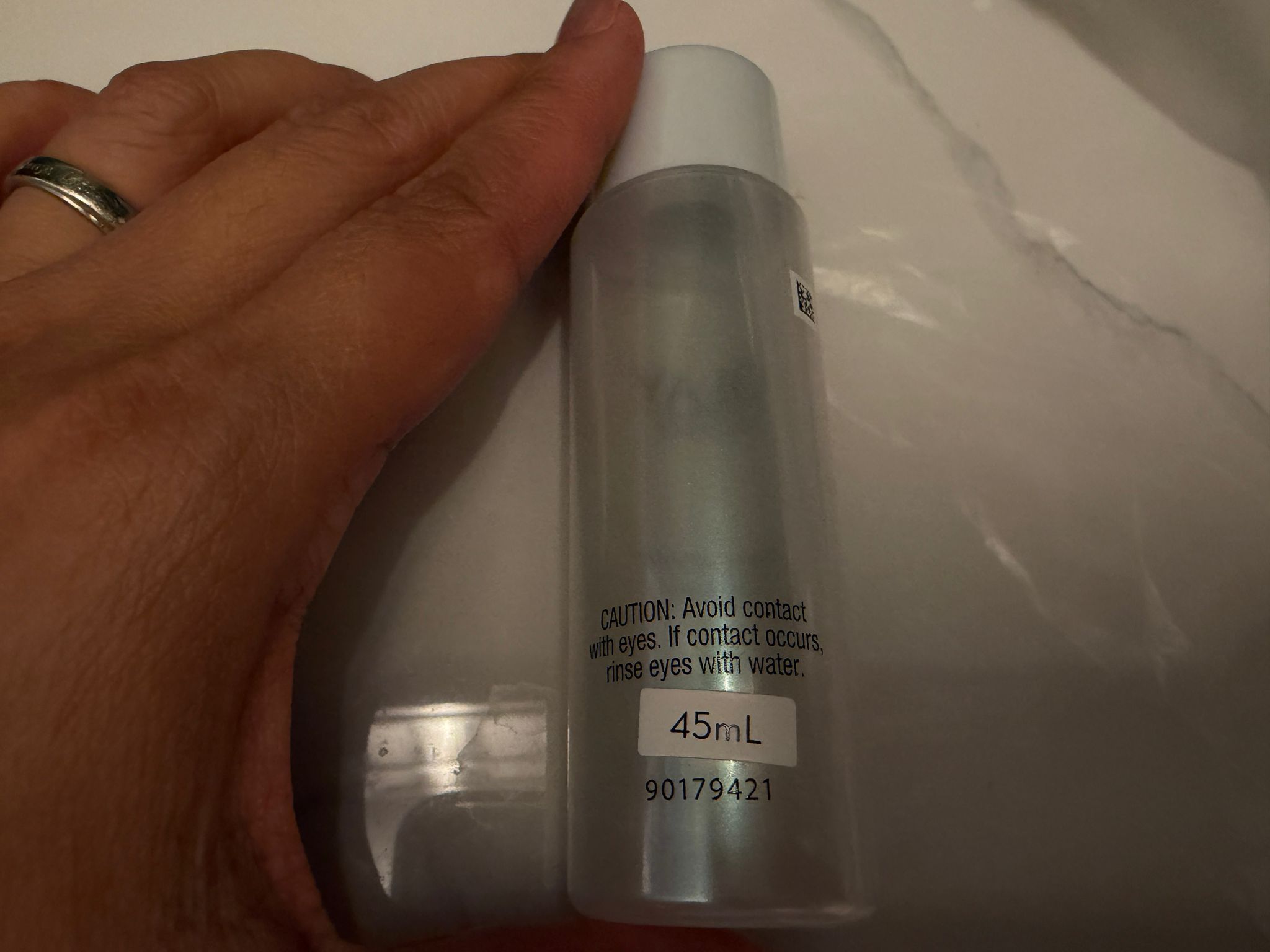 Olay PROX 亮潔晳顏淡斑精華 (新升級抗氧淡斑精華) 真實評價/實測照片 by 1