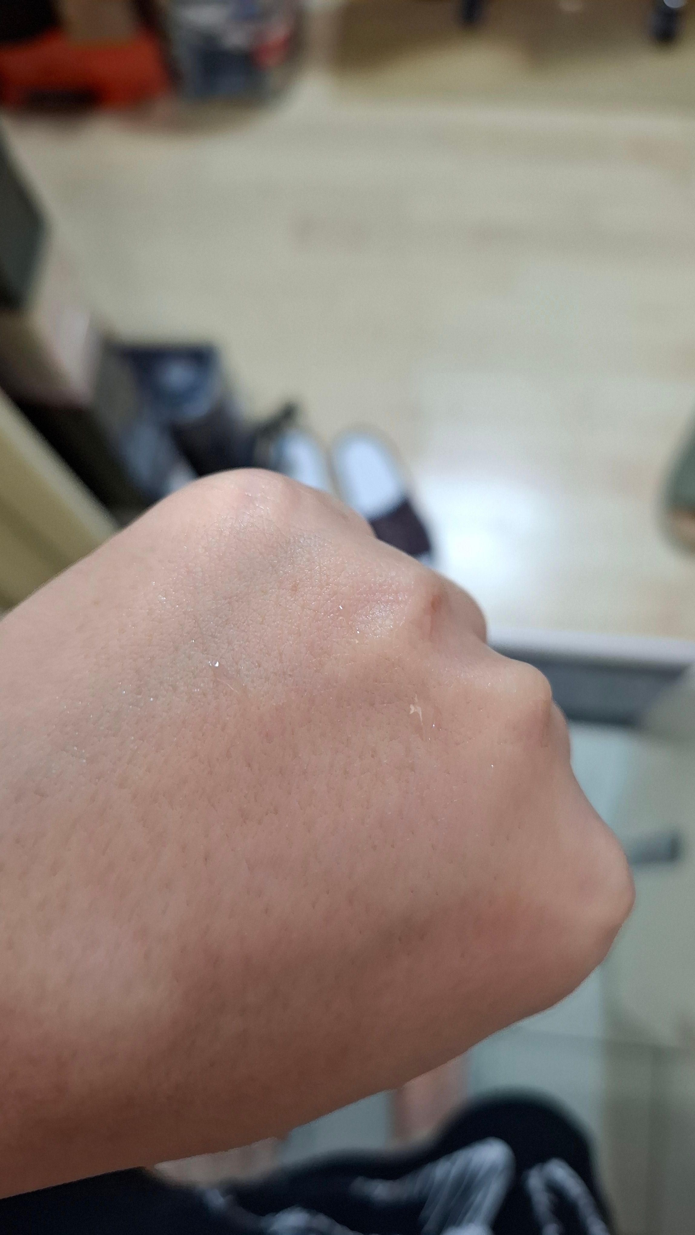 Olay PROX 亮潔晳顏淡斑精華 (新升級抗氧淡斑精華) 真實評價/實測照片 by 1