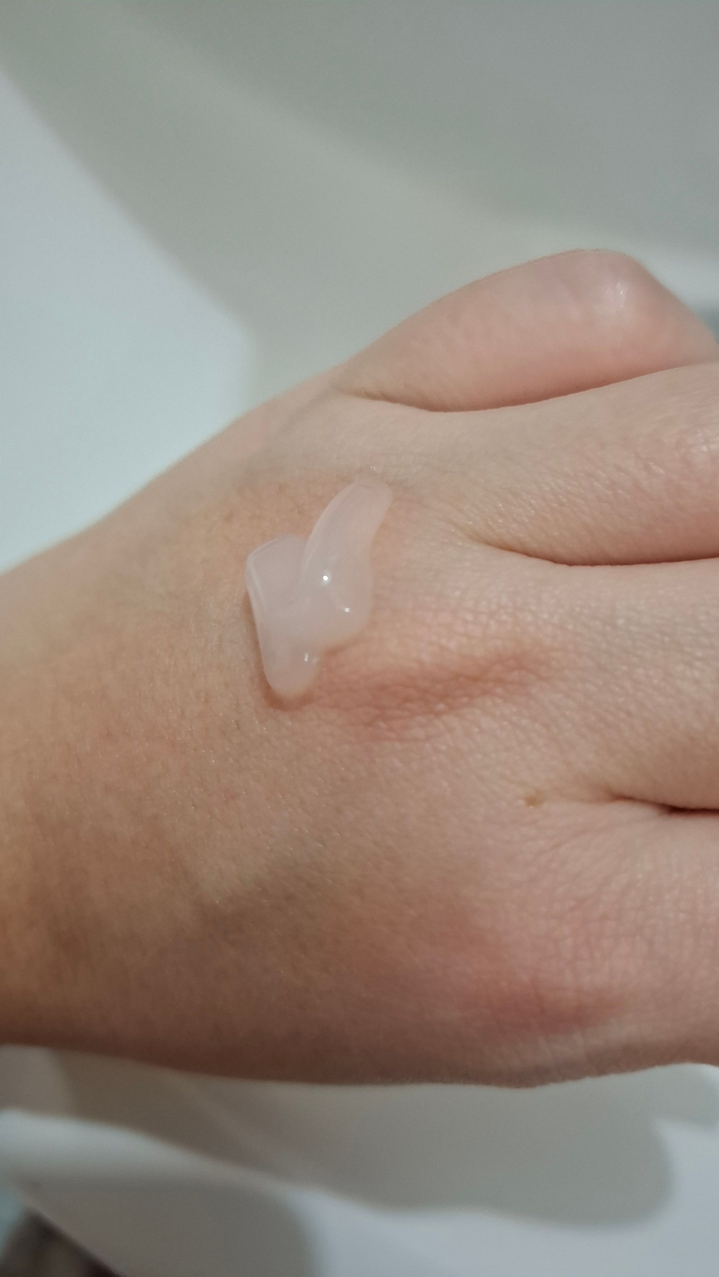 Derma Lab 美白C光透淡斑精華 真實評價/實測照片 by 1