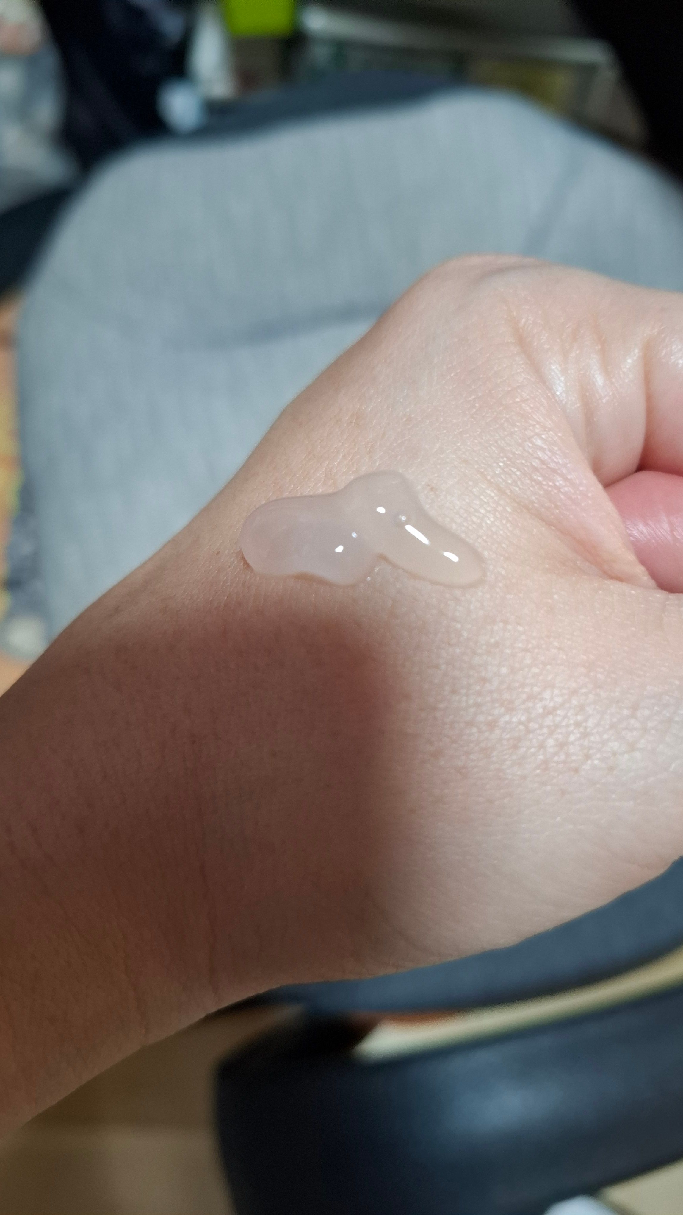 Essential 髮之屏障水光閃亮洗髮露 真實評價/實測照片 by 1