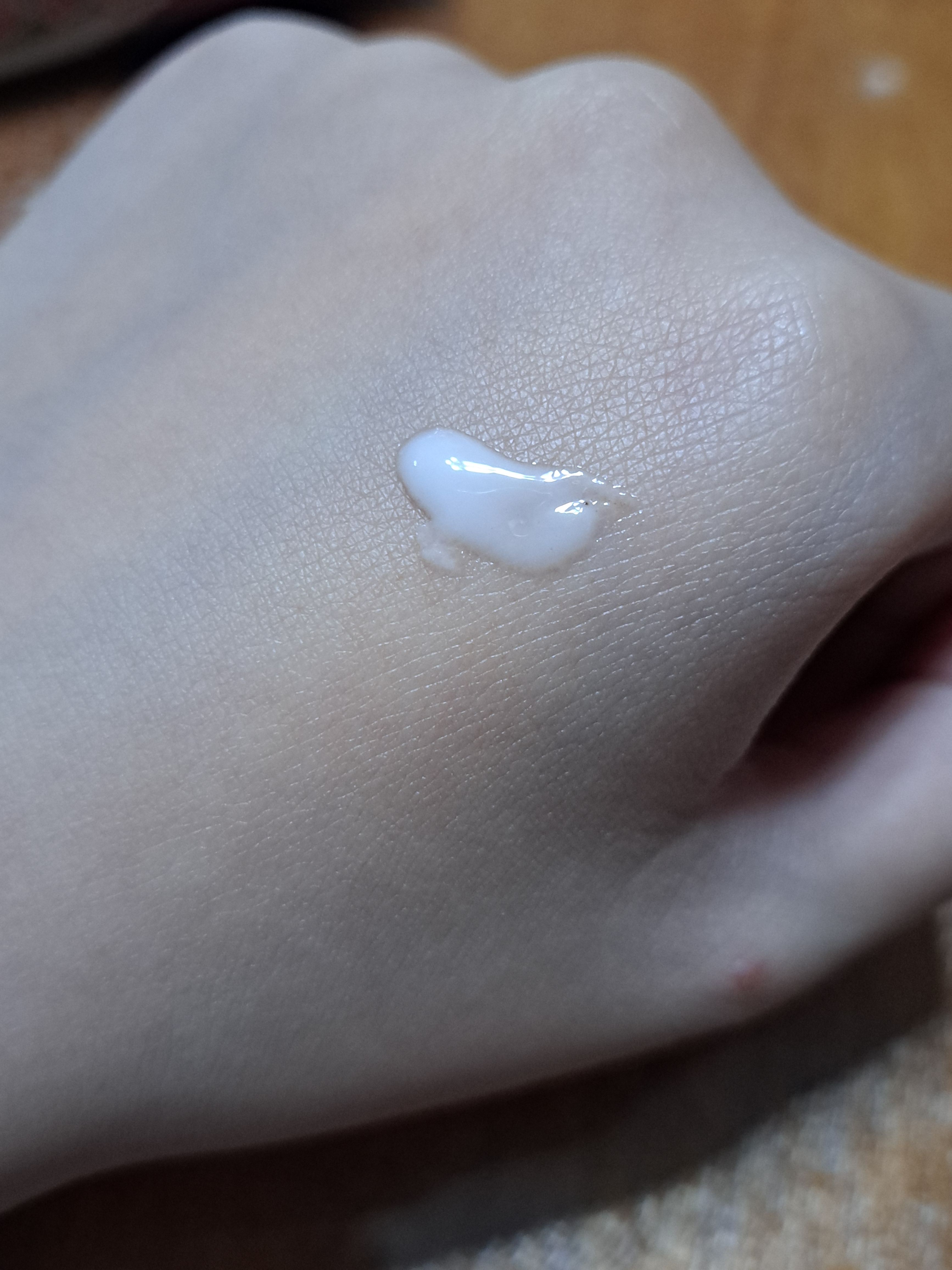 The Ordinary 23% 高純度維他命C透明質酸懸濁乳 真實評價/實測照片 byR**e 1