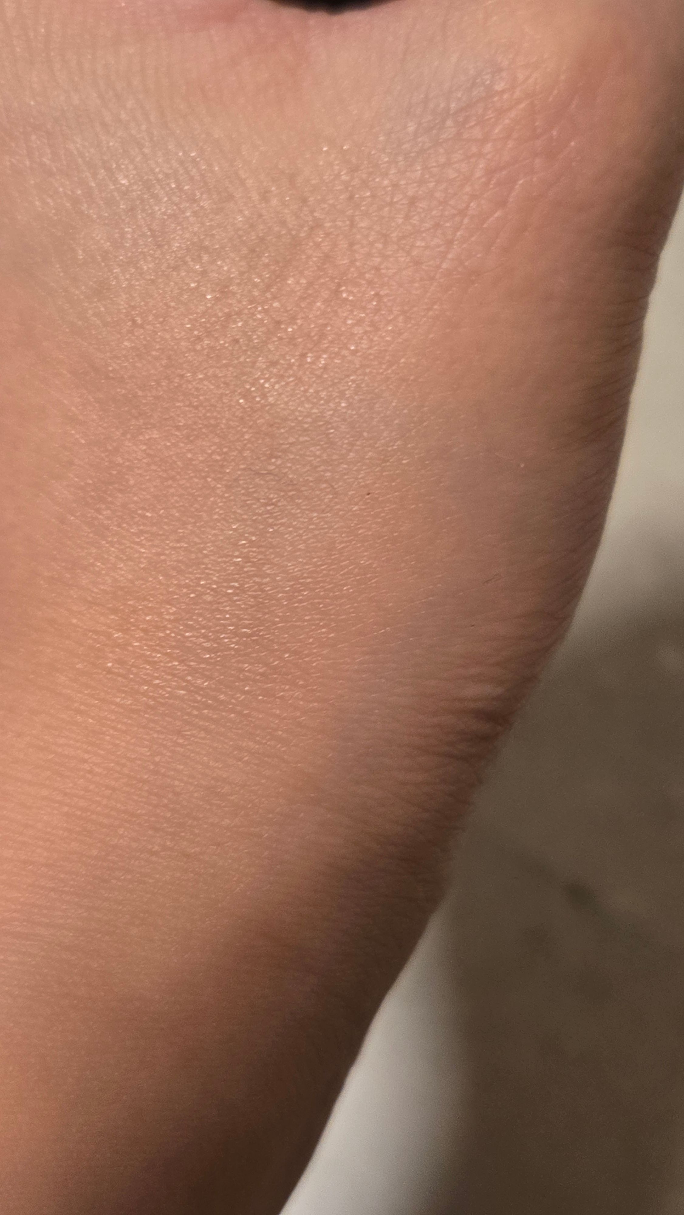 樂敦 MELANO CC 特濃純維C精華 真實評價/實測照片 byEll***Lam 1