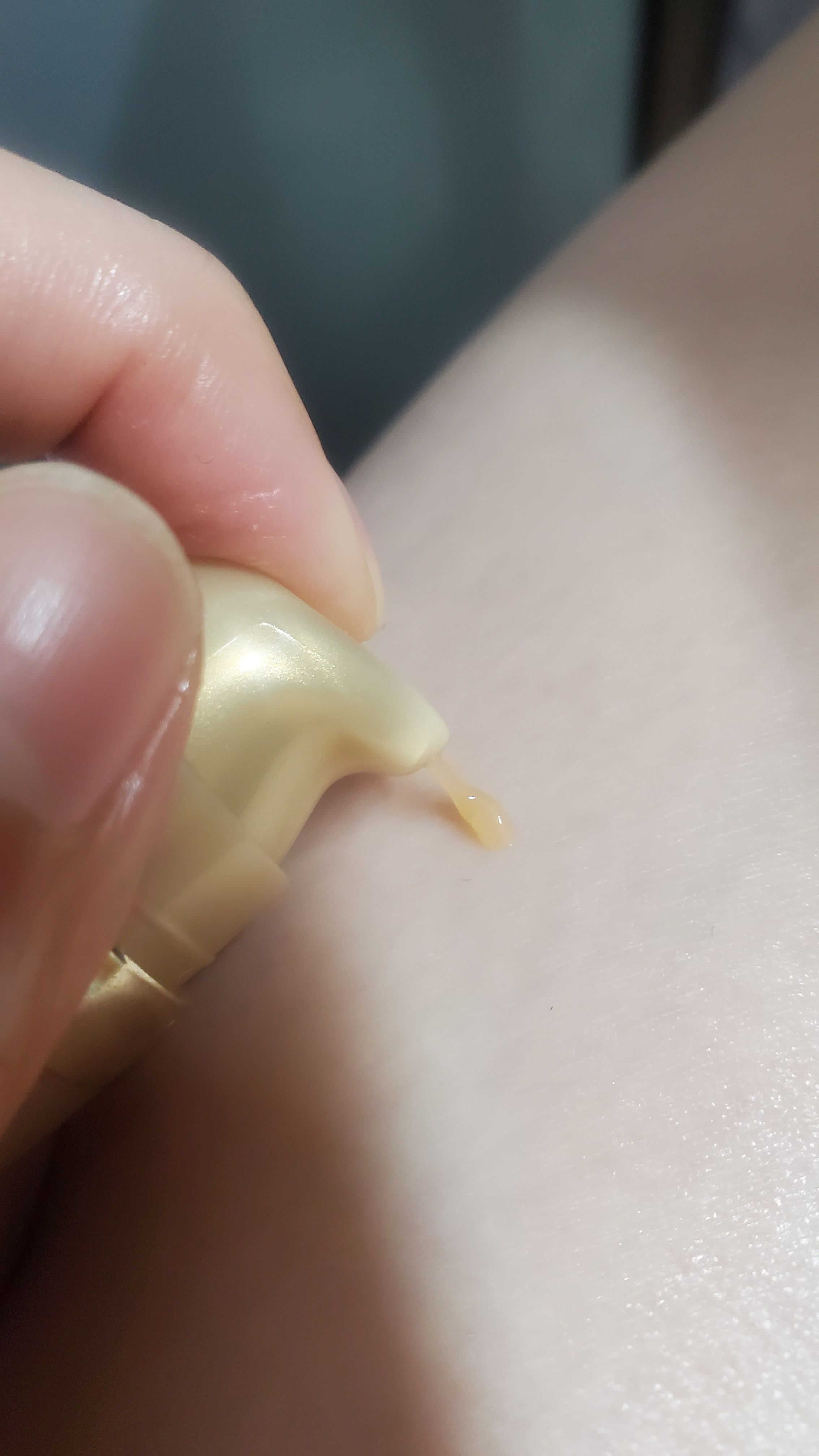 Whoo后 后秘貼煥能修護精華 真實評價/用後感 byzoe****ung 1 Whoo后 后秘貼煥能修護精華 真實評價/實測照片 byzoe****ung 1