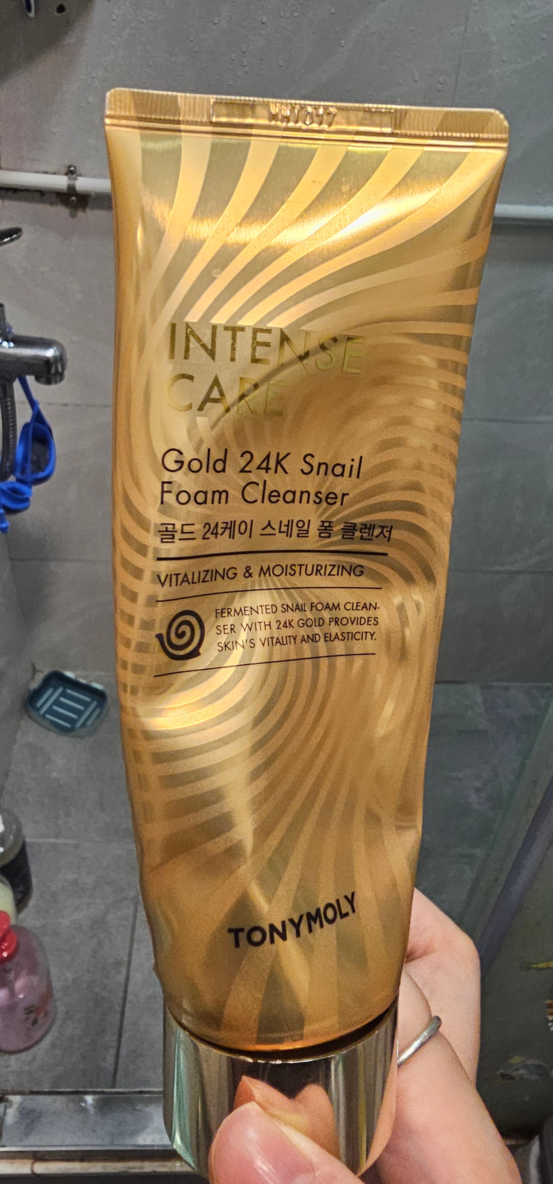 Tony Moly 蝸牛全效修護24K純金潔面泡沫 真實評價/用後感 byCry**** Li 2 Tony Moly 蝸牛全效修護24K純金潔面泡沫 真實評價/實測照片 byCry**** Li 2