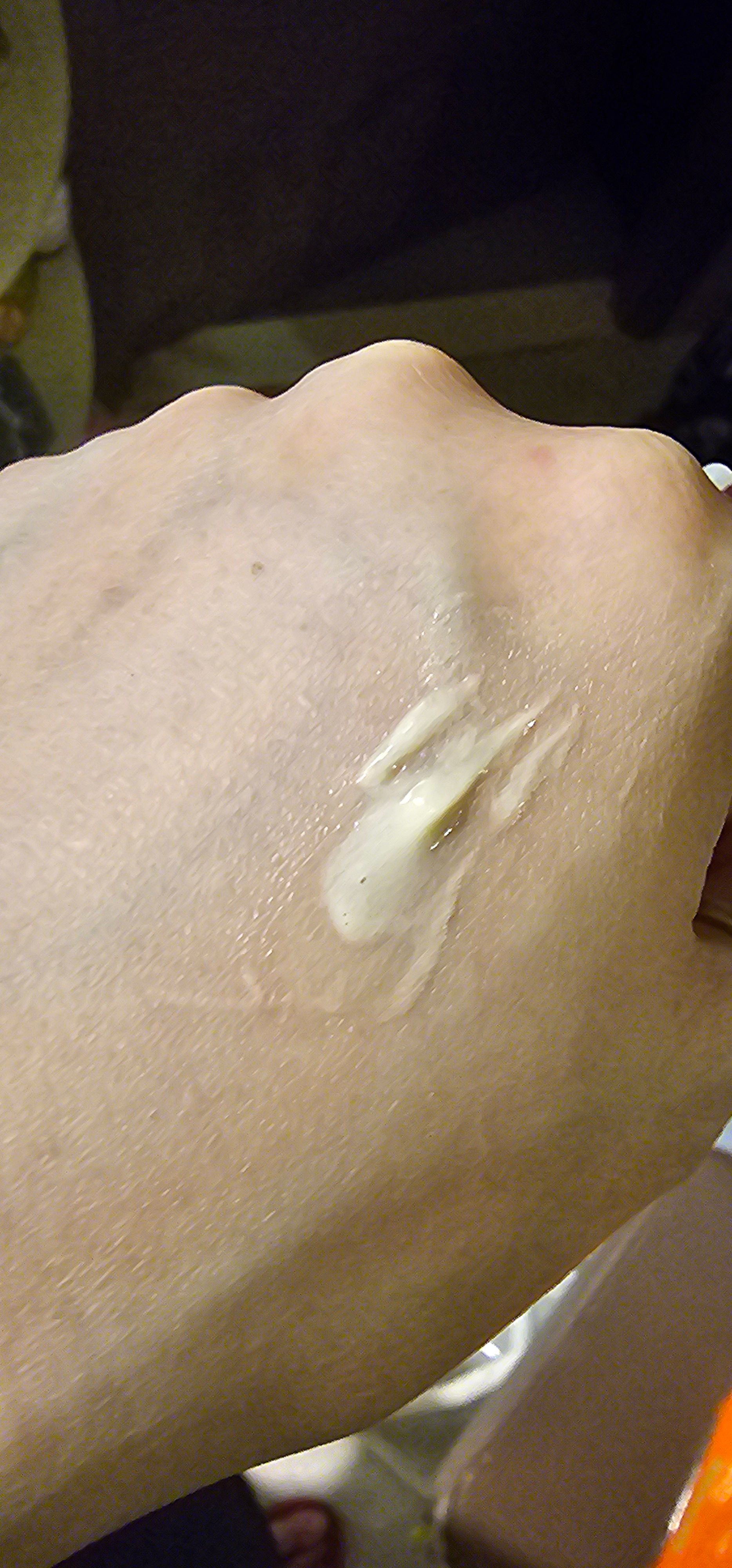 Tony Moly 蝸牛全效修護24K純金潔面泡沫 真實評價/用後感 byCry**** Li 1 Tony Moly 蝸牛全效修護24K純金潔面泡沫 真實評價/實測照片 byCry**** Li 1