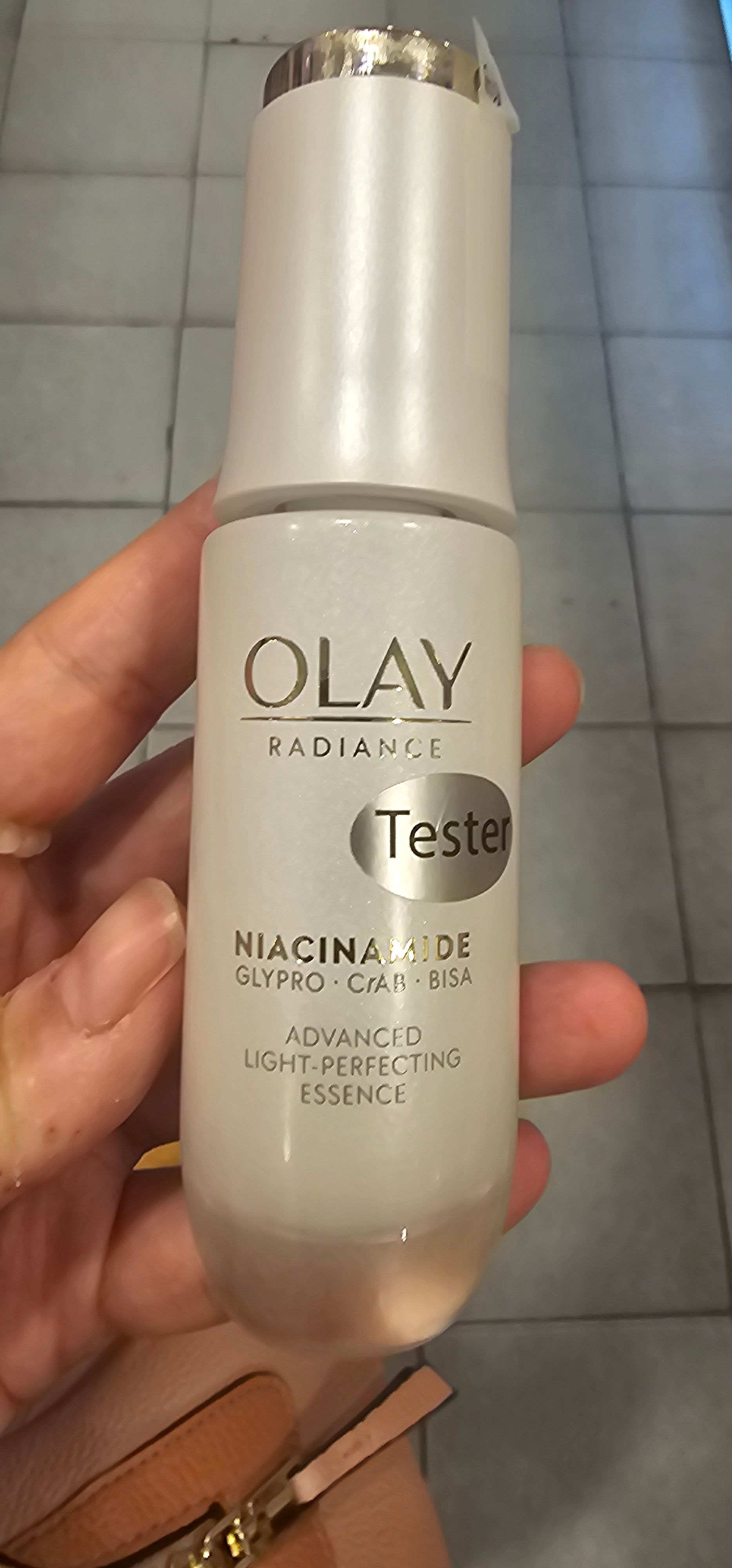 Olay 水感透白光曜精華 真實評價/實測照片 byCry**** Li 1