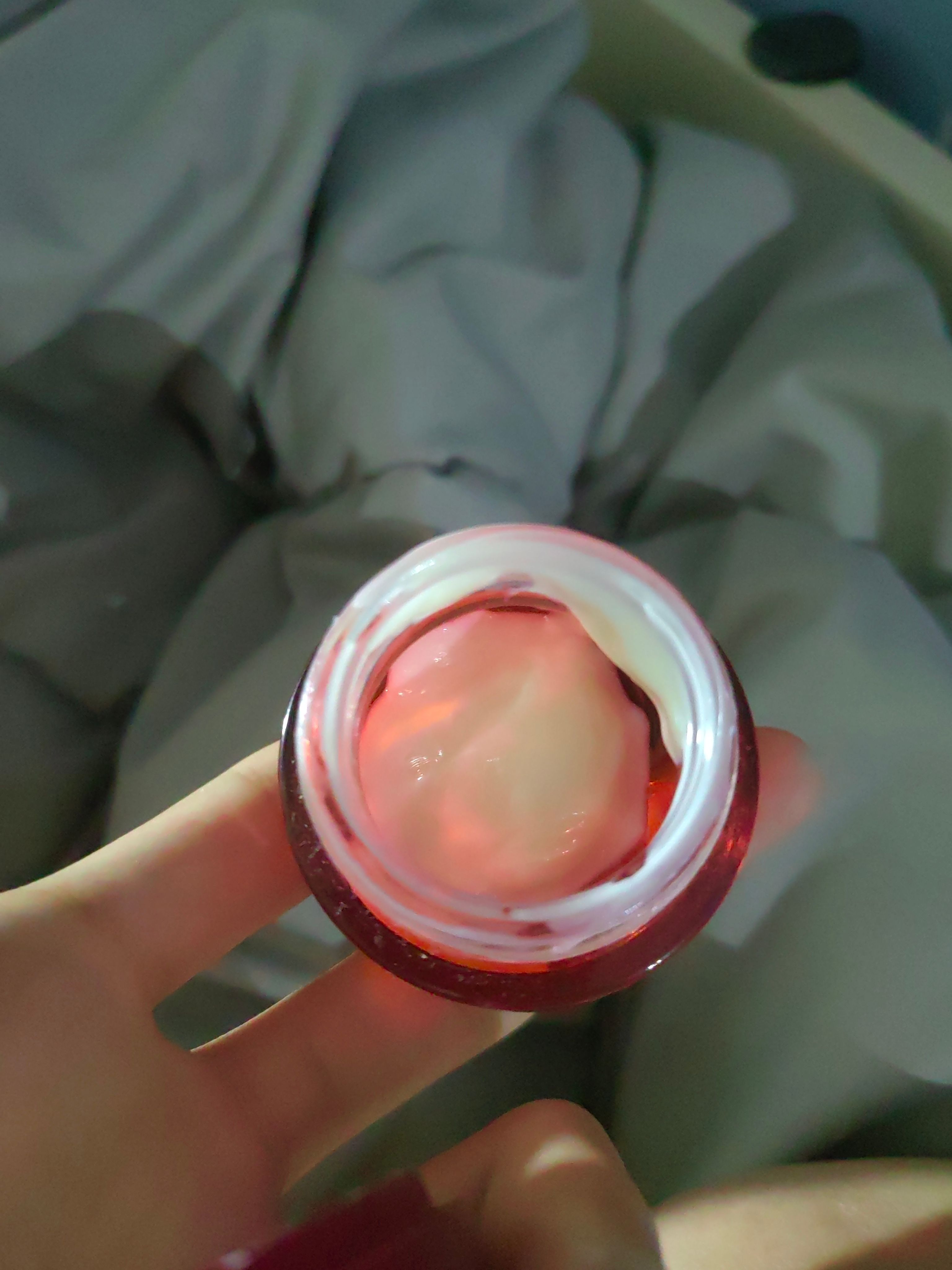 Olay 胜肽專研緊緻輕潤乳霜 (紅金面霜) 真實評價/實測照片 byChl***Yiu 1