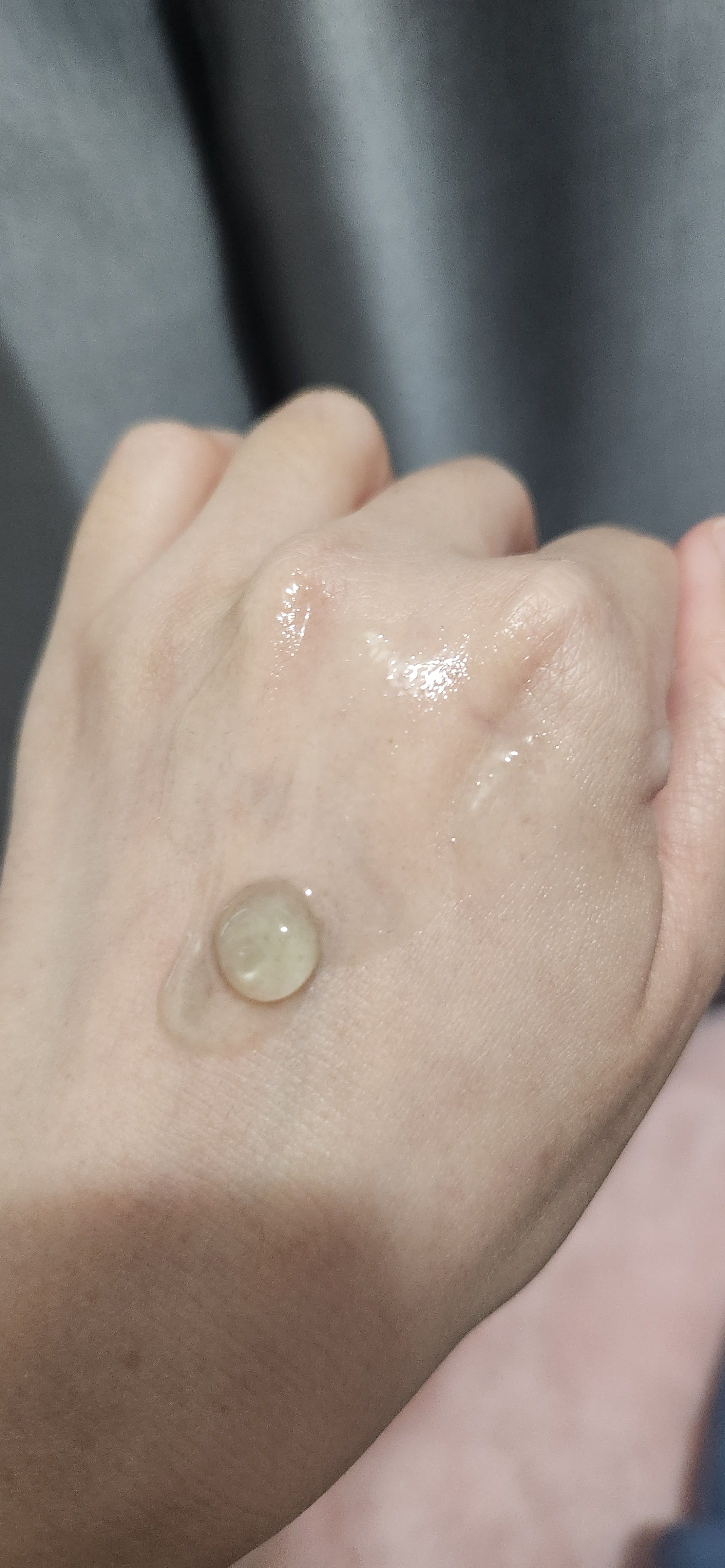 Meditherapy 微毛孔藻針緊緻精華+ 微毛孔藻針精華導入美容儀 真實評價/用後感 byChi***Cck 1 Meditherapy 微毛孔藻針緊緻精華+ 微毛孔藻針精華導入美容儀 真實評價/實測照片 byChi***Cck 1