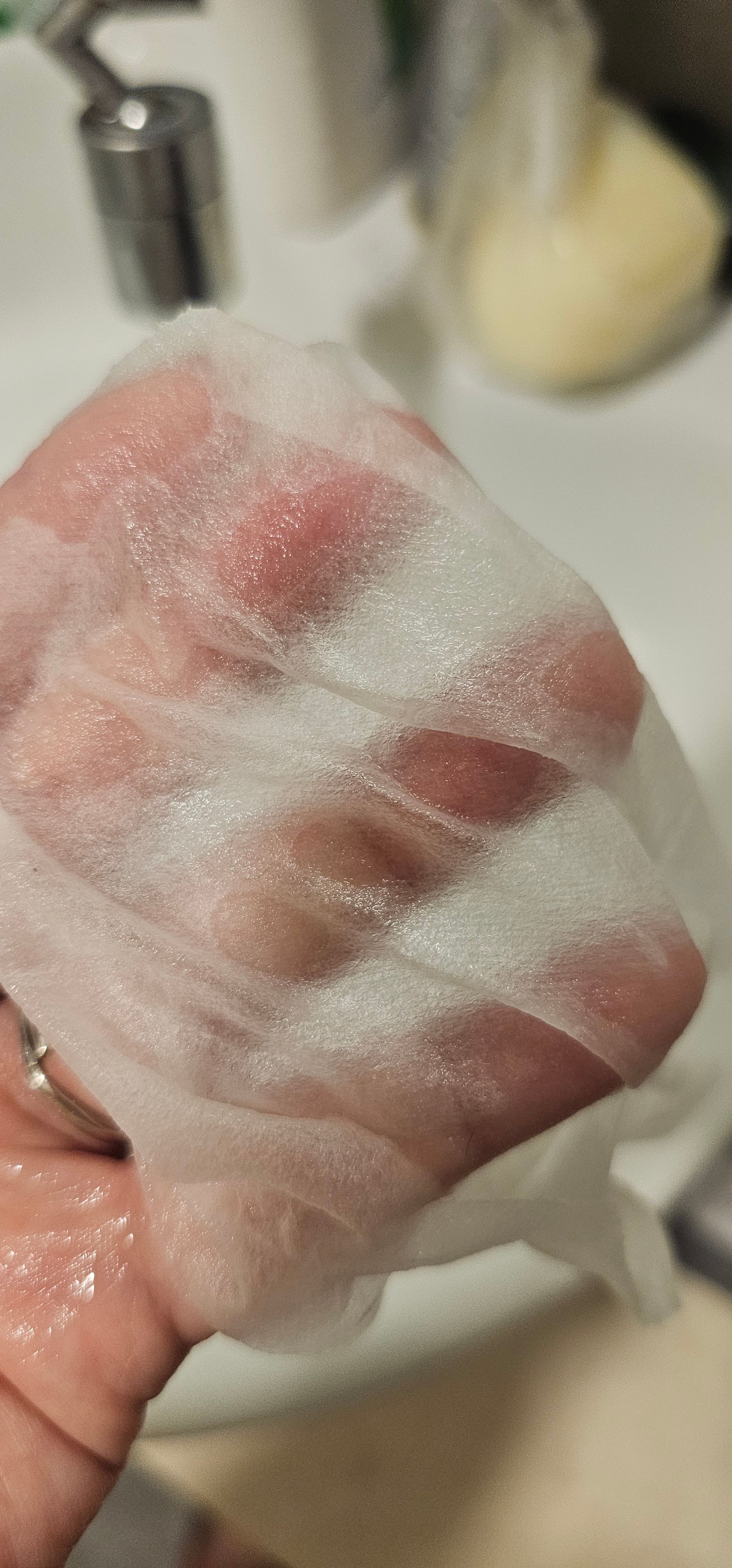 Neogence Neogence 超爆水清爽保濕面膜 真實評價/用後感 byCry**** Li 1 Neogence Neogence 超爆水清爽保濕面膜 真實評價/實測照片 byCry**** Li 1