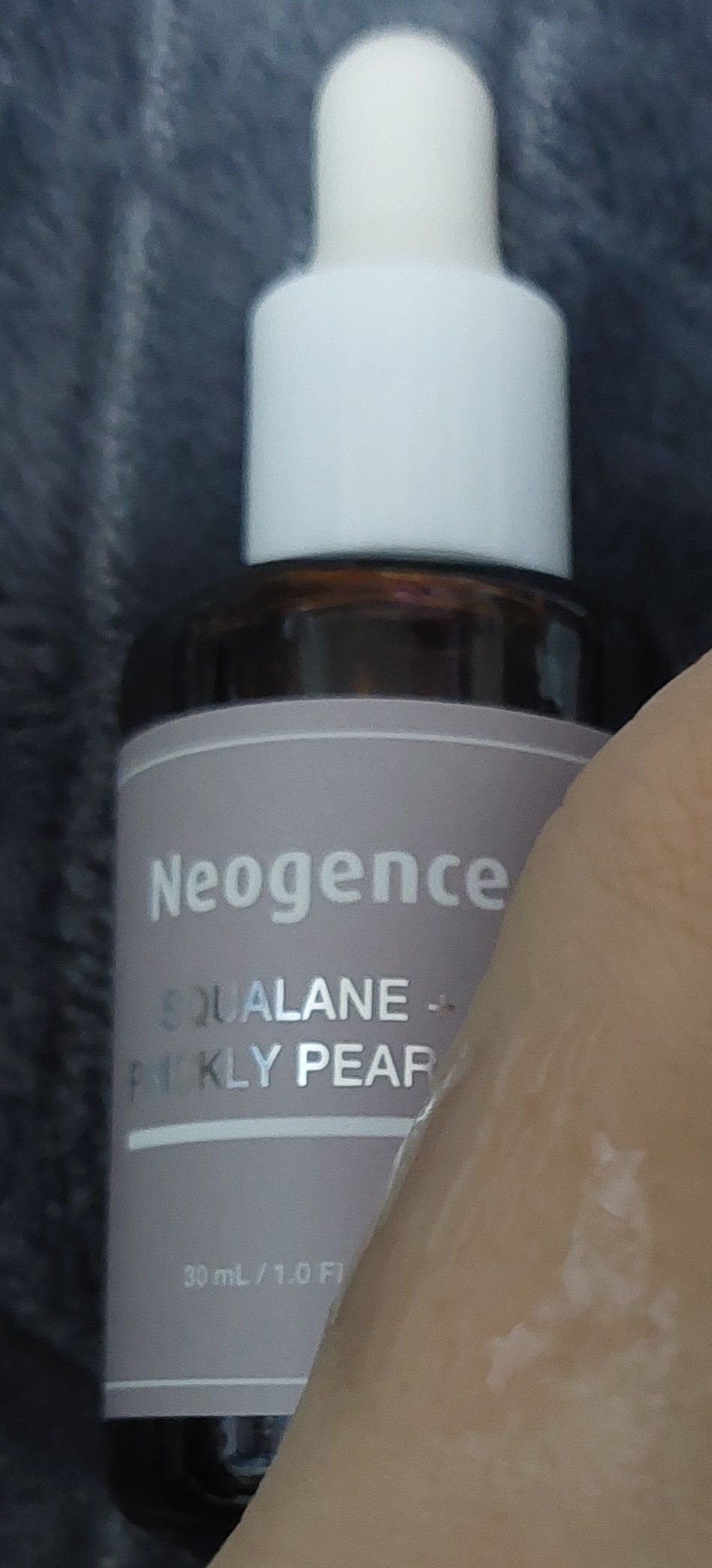 Neogence 角鯊烷潤澤輕感精華油 真實評價/實測照片 byhap******************com 1