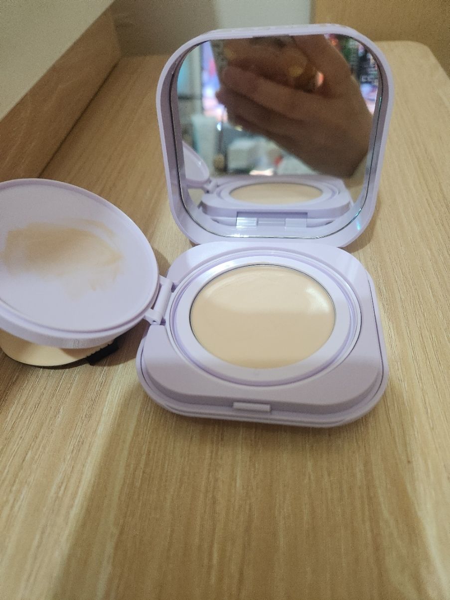 Maybelline New York SUPERSTAY 超持久30H氣墊粉底霜「月光小忌廉」 真實評價/用後感 byc***g 2 Maybelline New York SUPERSTAY 超持久30H氣墊粉底霜「月光小忌廉」 真實評價/實測照片 byc***g 2