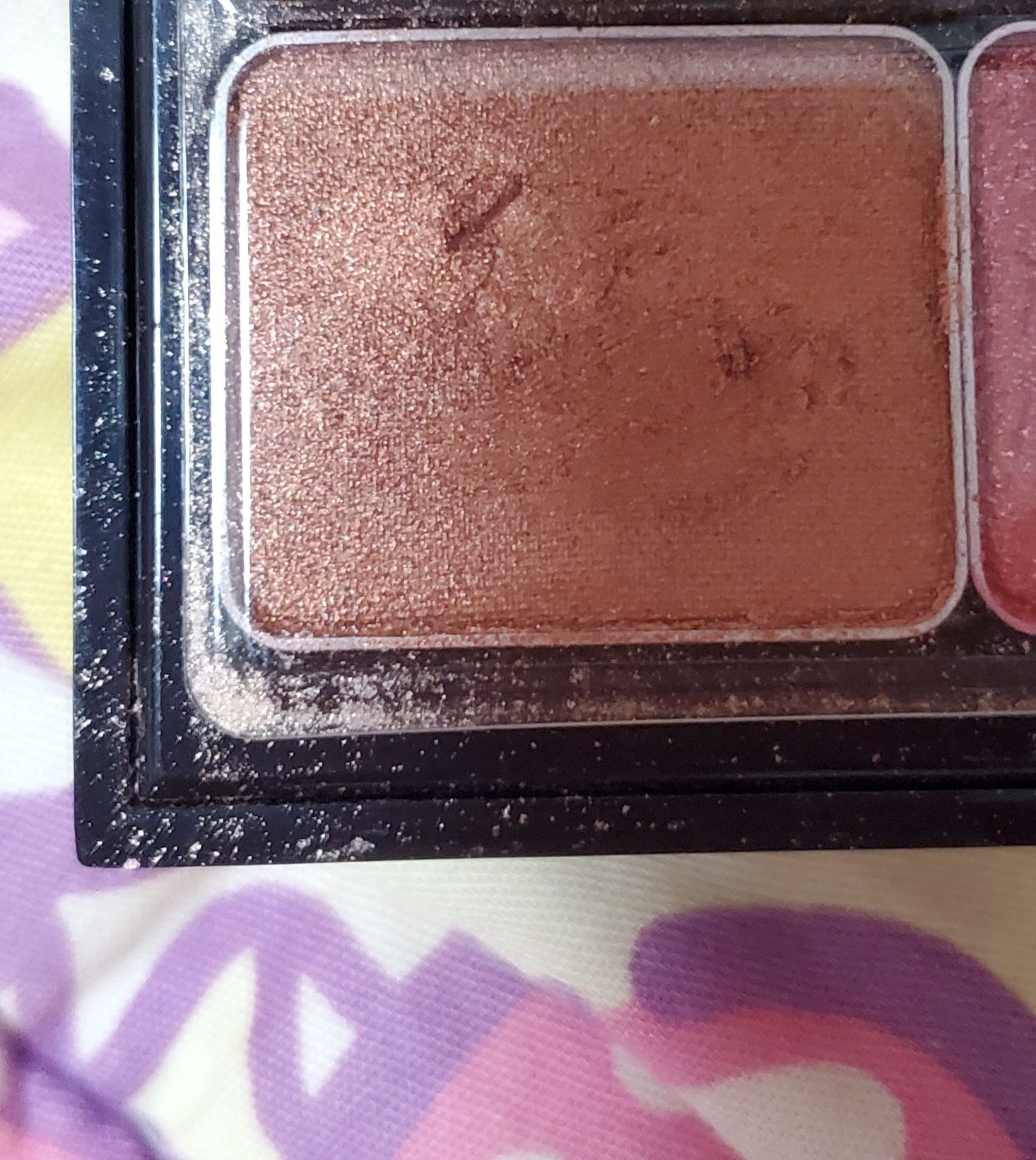 Shu Uemura 無色限閃炫金箔眼影 metal foil eyeshadow 真實評價/實測照片 byShe*******Sin 1