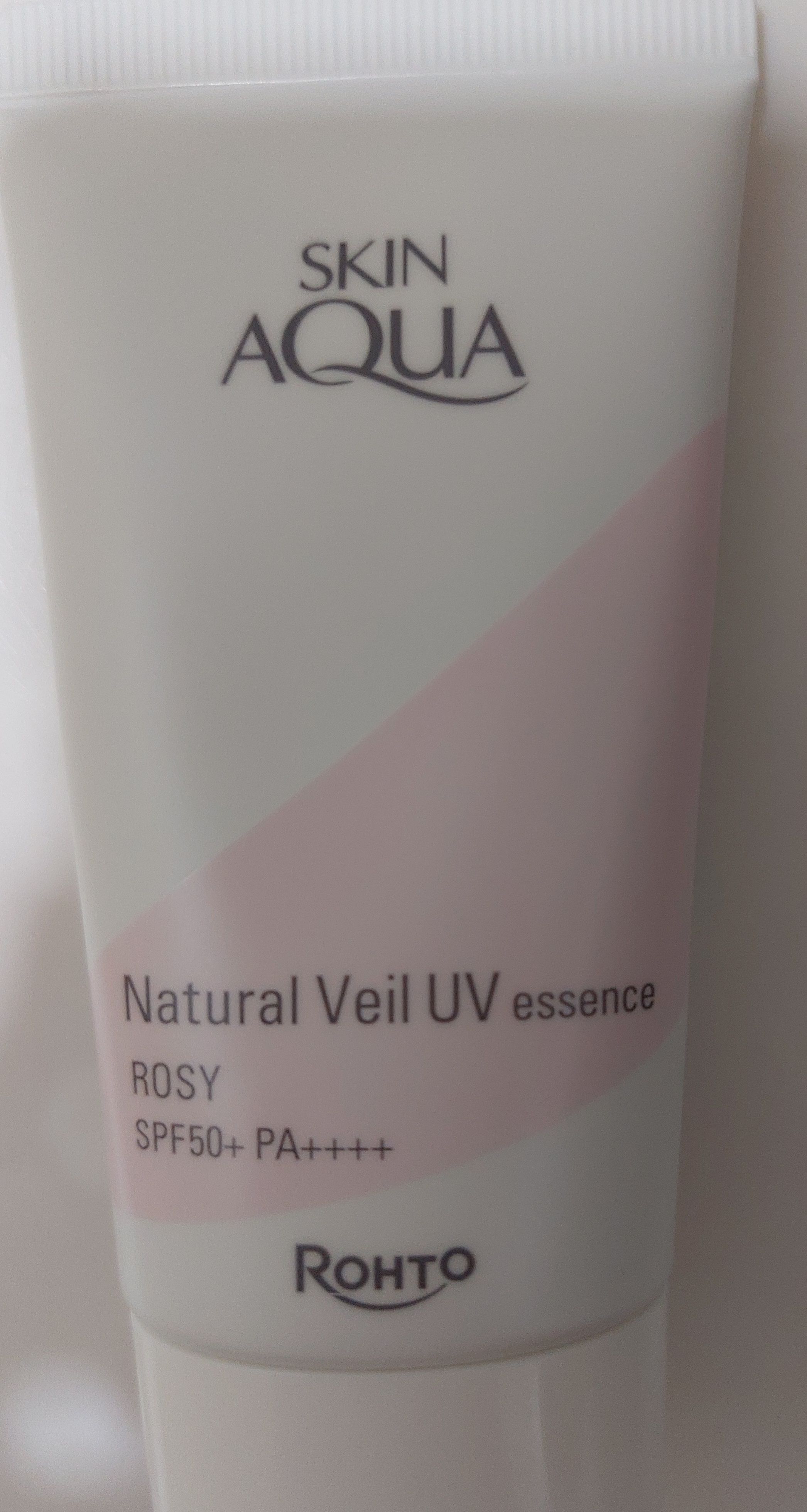 樂敦 純物理防曬透明感素肌提亮防曬乳 真實評價/實測照片 byW***w 1