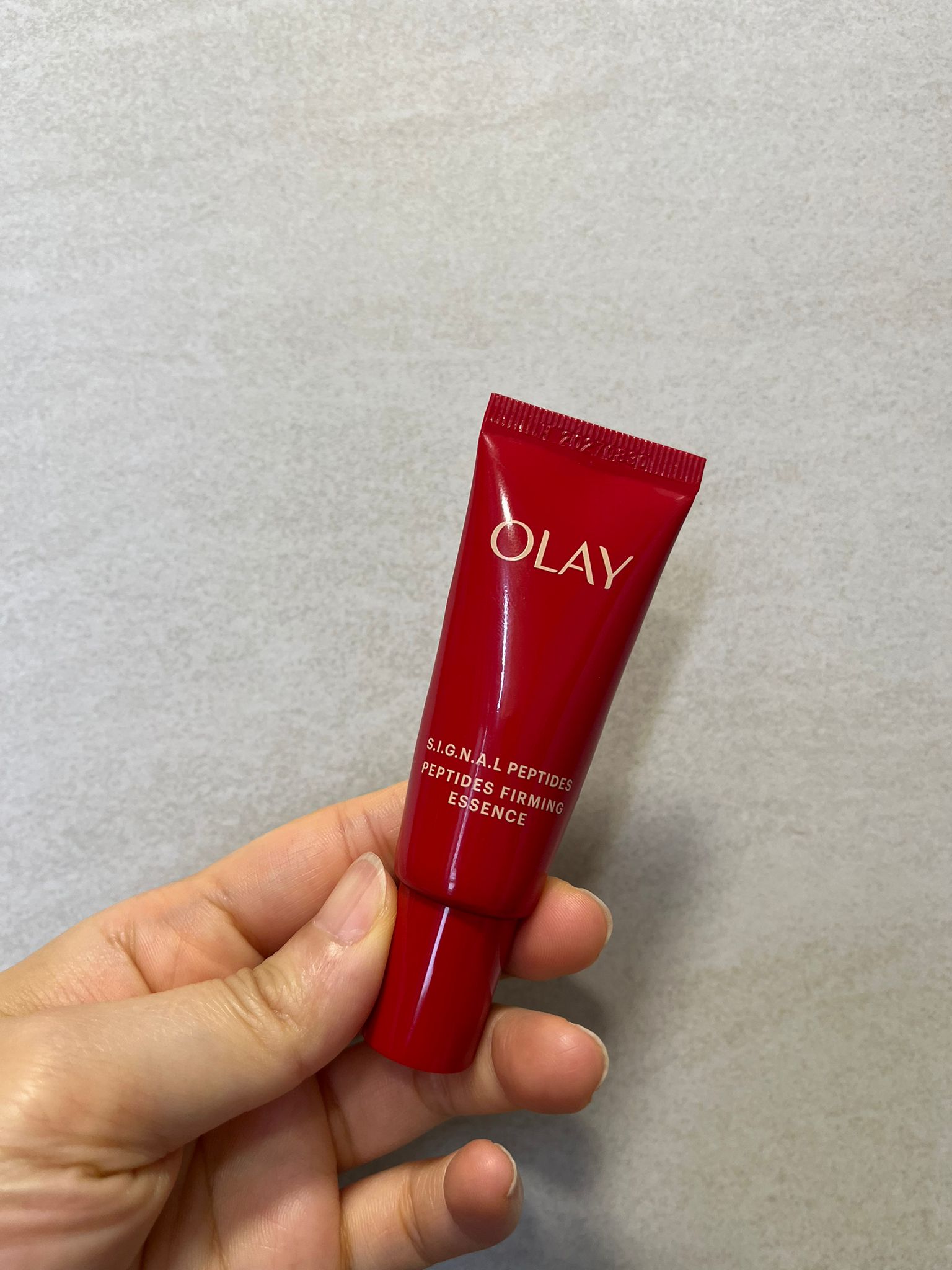 Olay OLAY胜肽專研緊緻精華 (紅金精華) 真實評價/實測照片 byste******************com 1