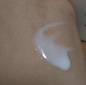Curel 水凝保濕乳液 真實評價/用後感 bycan*****************com 1 Curel 水凝保濕乳液 真實評價/實測照片 bycan*****************com 1