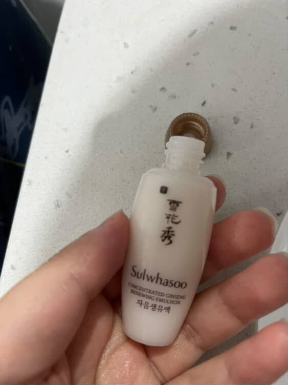 Sulwhasoo 雪花秀 滋陰生人參煥顏乳液 Concentrated Ginseng Renewing Emulsion 真實評價/實測照片 byQIN****ING 1