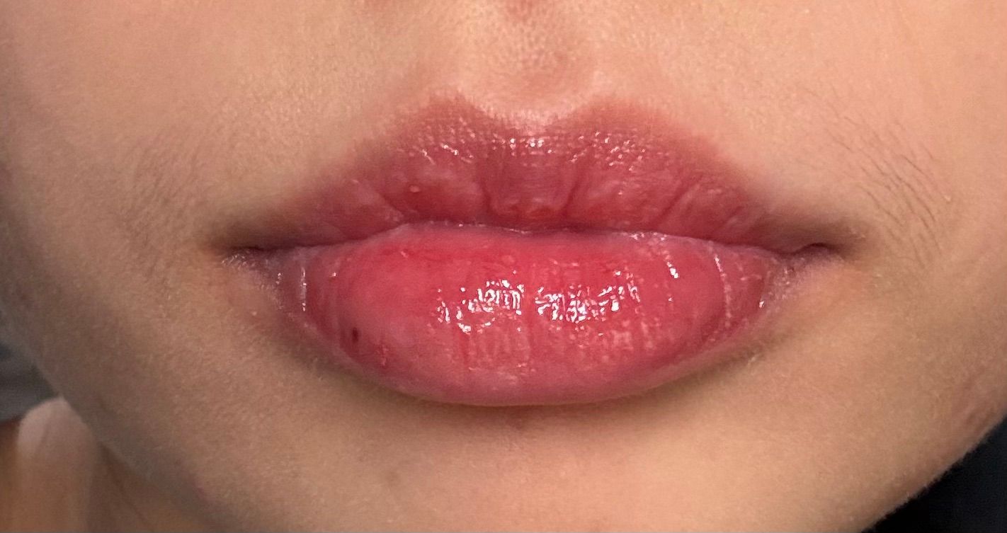 CLARINS 凝亮護唇油 真實評價/實測照片 bycur******************com 1