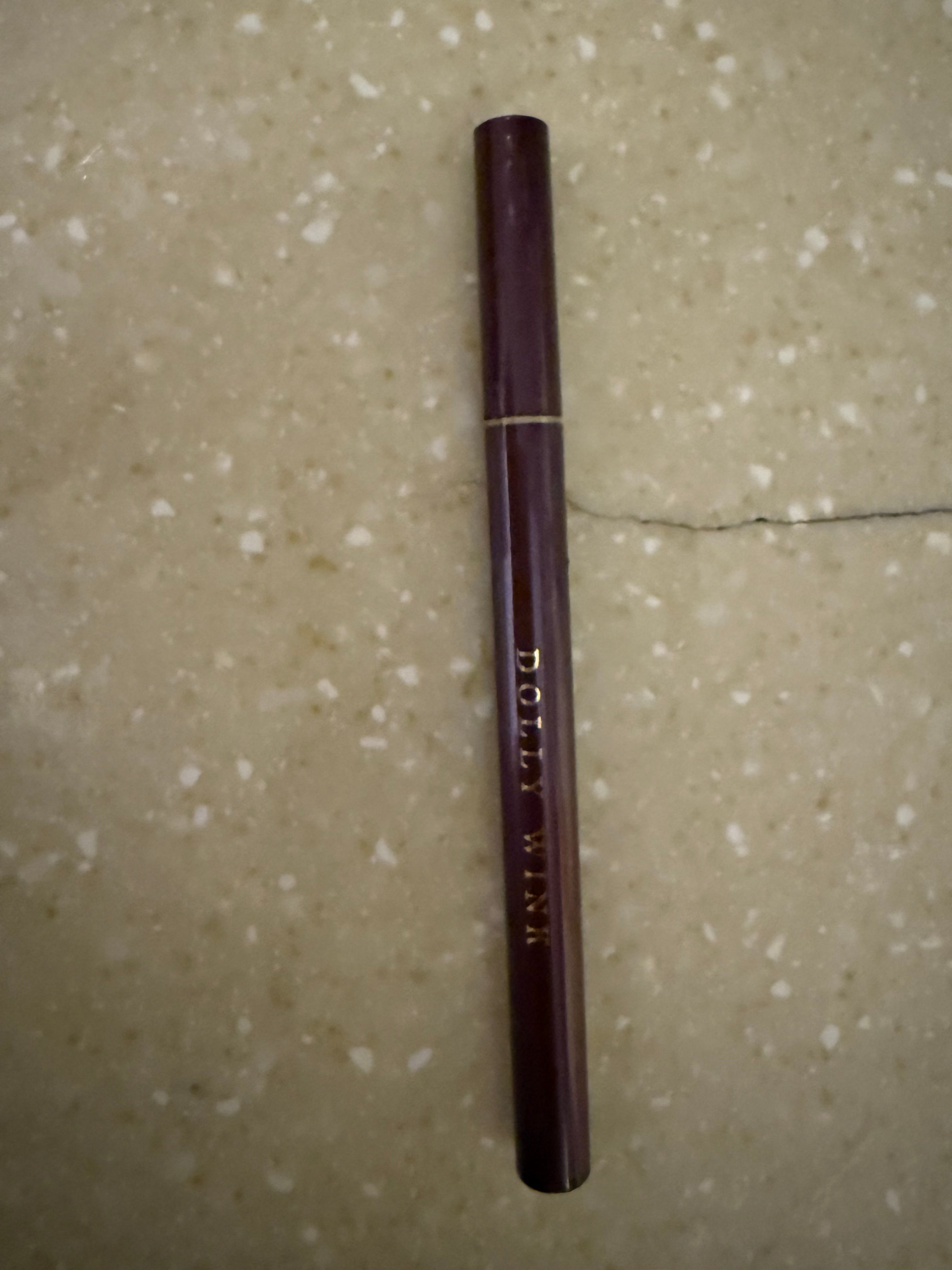 Dolly Wink 10秒易畫防暈眼線液 真實評價/用後感 bykwc**********com 1 Dolly Wink 10秒易畫防暈眼線液 真實評價/實測照片 bykwc**********com 1