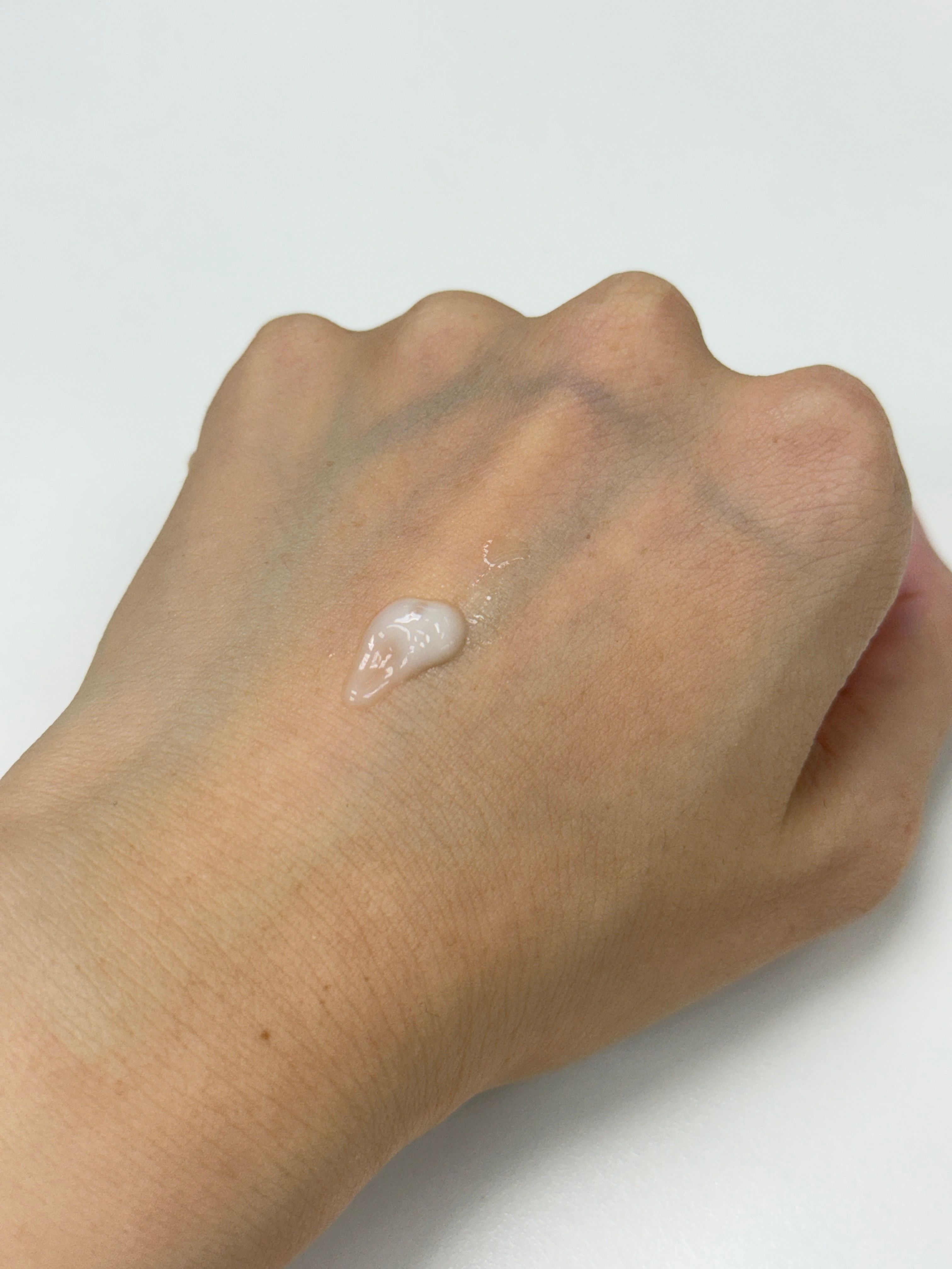 QV Face 保濕 + 再生精華 真實評價/實測照片 byKa**tt 1