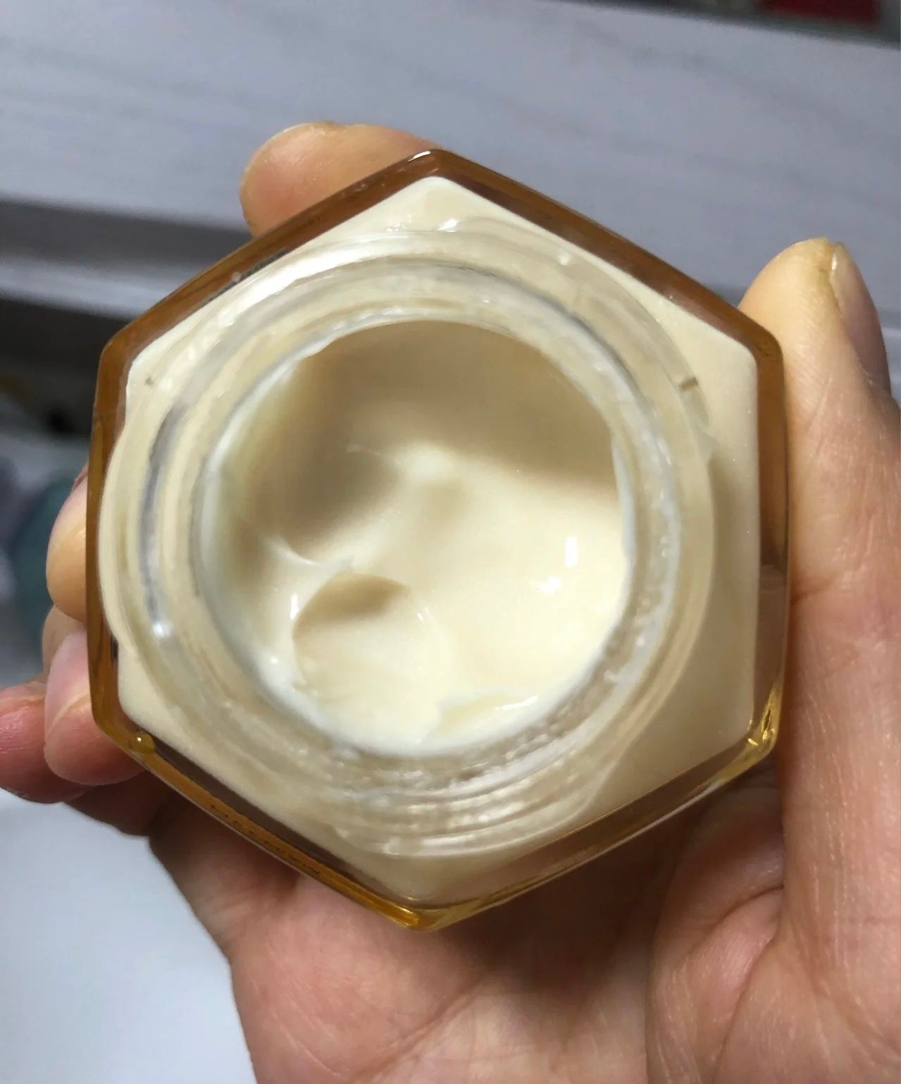 Guerlain 殿級蜂皇眼霜 真實評價/實測照片 byfan******************com 1