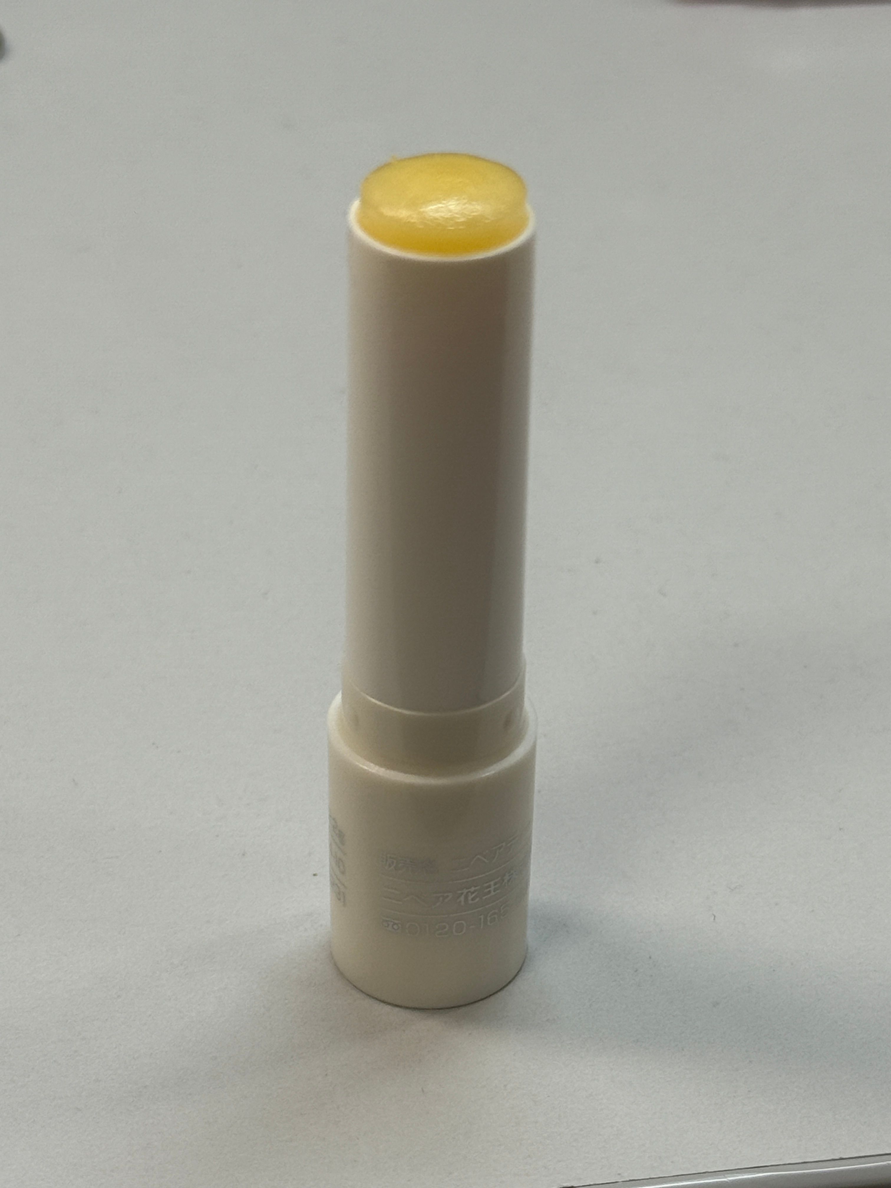 Nivea 滋潤高保濕蜂蜜潤唇膏 真實評價/實測照片 byAtl**********ung 1