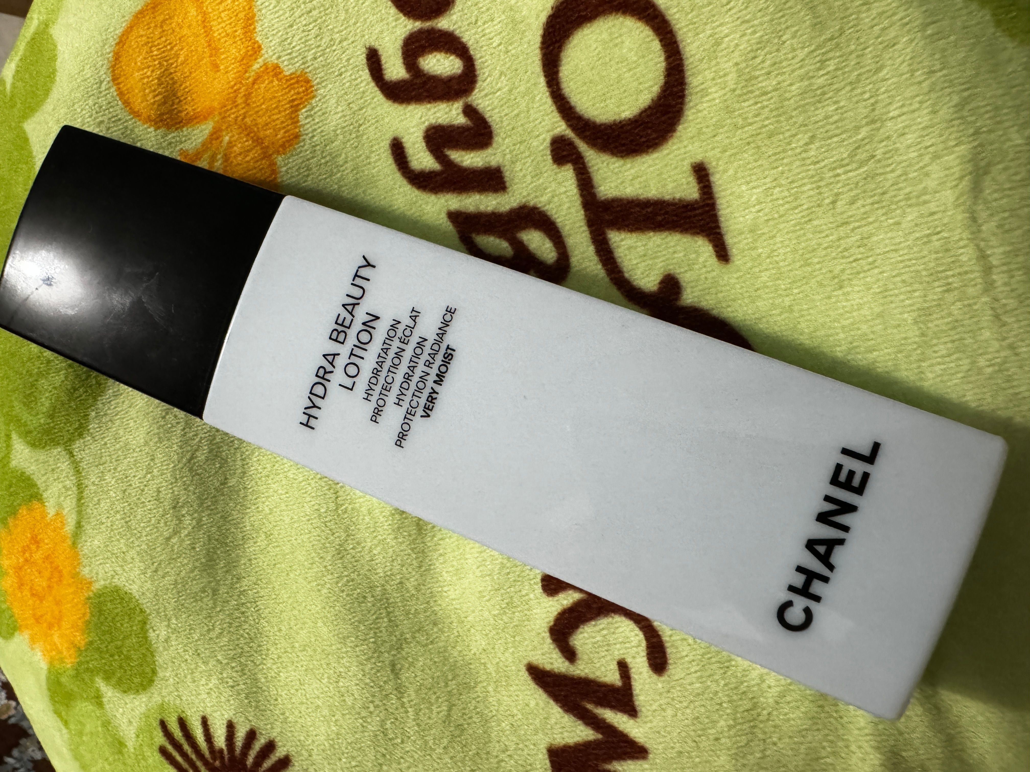 Chanel 山茶花保濕爽膚水 (滋潤) Hydra Beauty Lotion Very Moist - Hydration Protection Radiance 真實評價/實測照片 bykid****************com 1