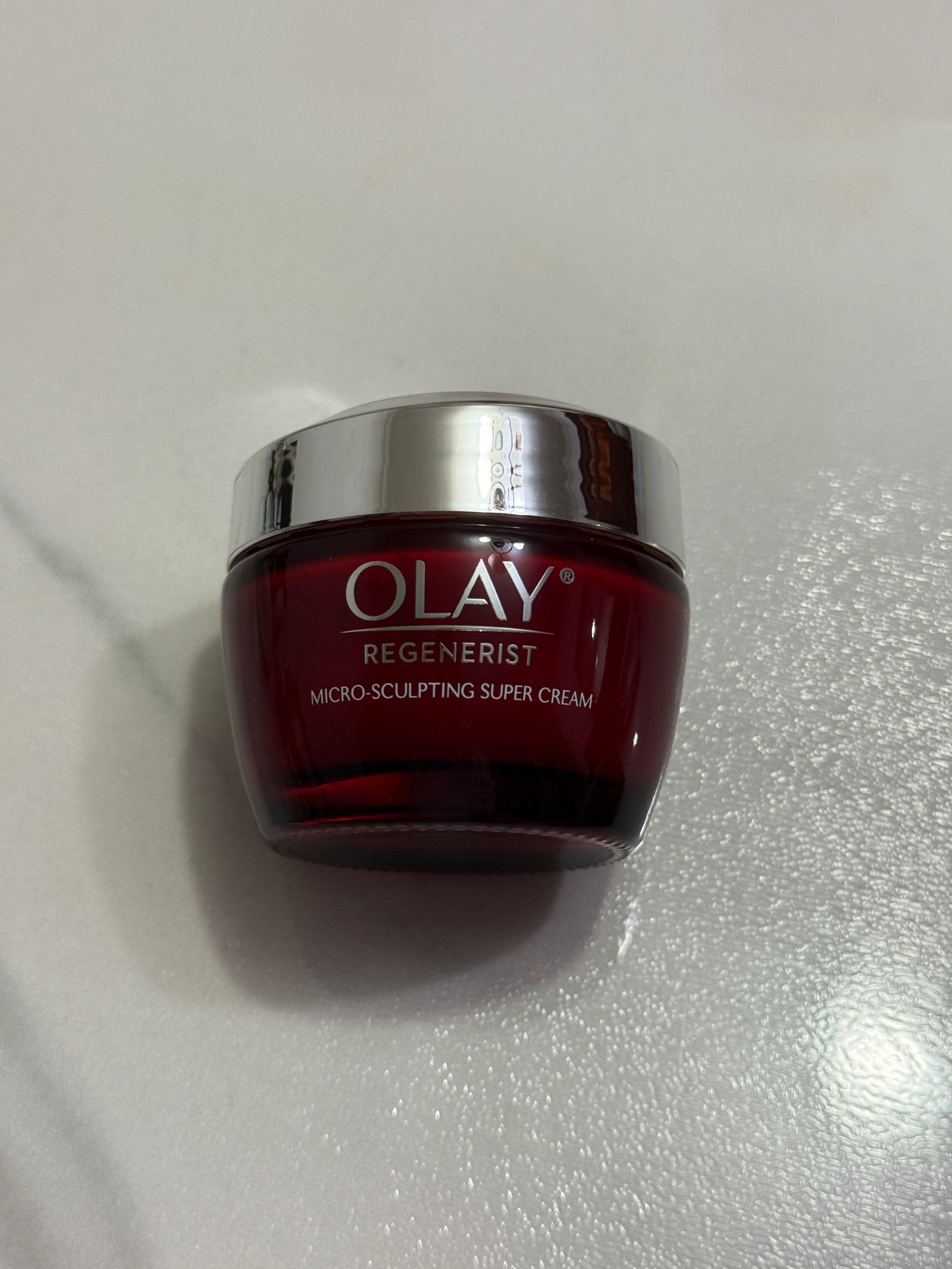 Olay Super Cream (新生高效緊緻護膚霜) Regenerist Micro- Sculpting Super Cream 真實評價/用後感 byAtl**********ung 2 Olay Super Cream (新生高效緊緻護膚霜) Regenerist Micro- Sculpting Super Cream 真實評價/實測照片 byAtl**********ung 2