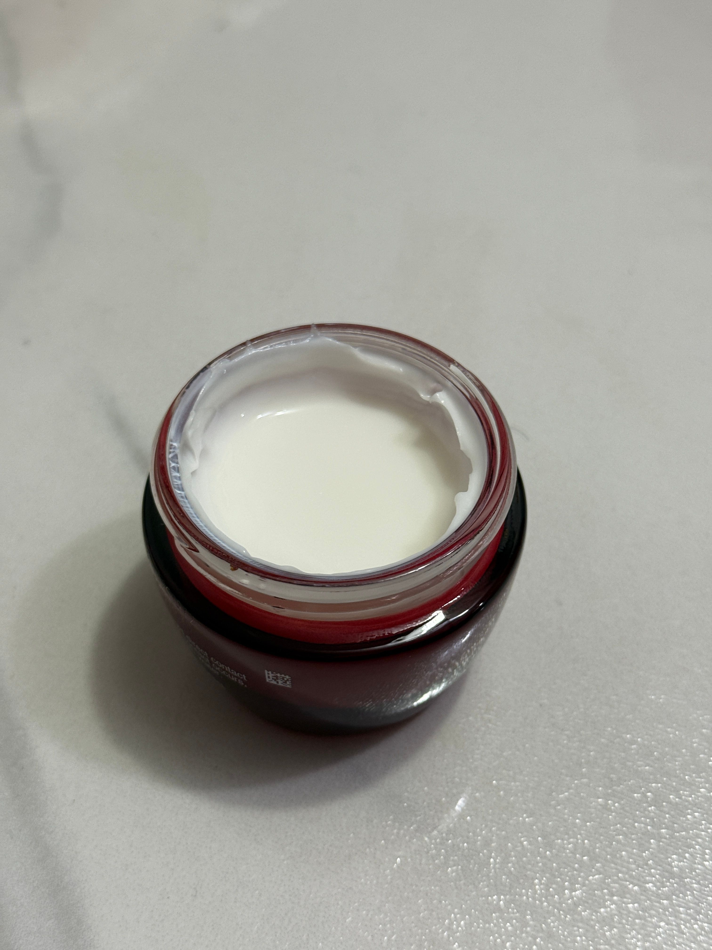 Olay Super Cream (新生高效緊緻護膚霜) Regenerist Micro- Sculpting Super Cream 真實評價/用後感 byAtl**********ung 1 Olay Super Cream (新生高效緊緻護膚霜) Regenerist Micro- Sculpting Super Cream 真實評價/實測照片 byAtl**********ung 1