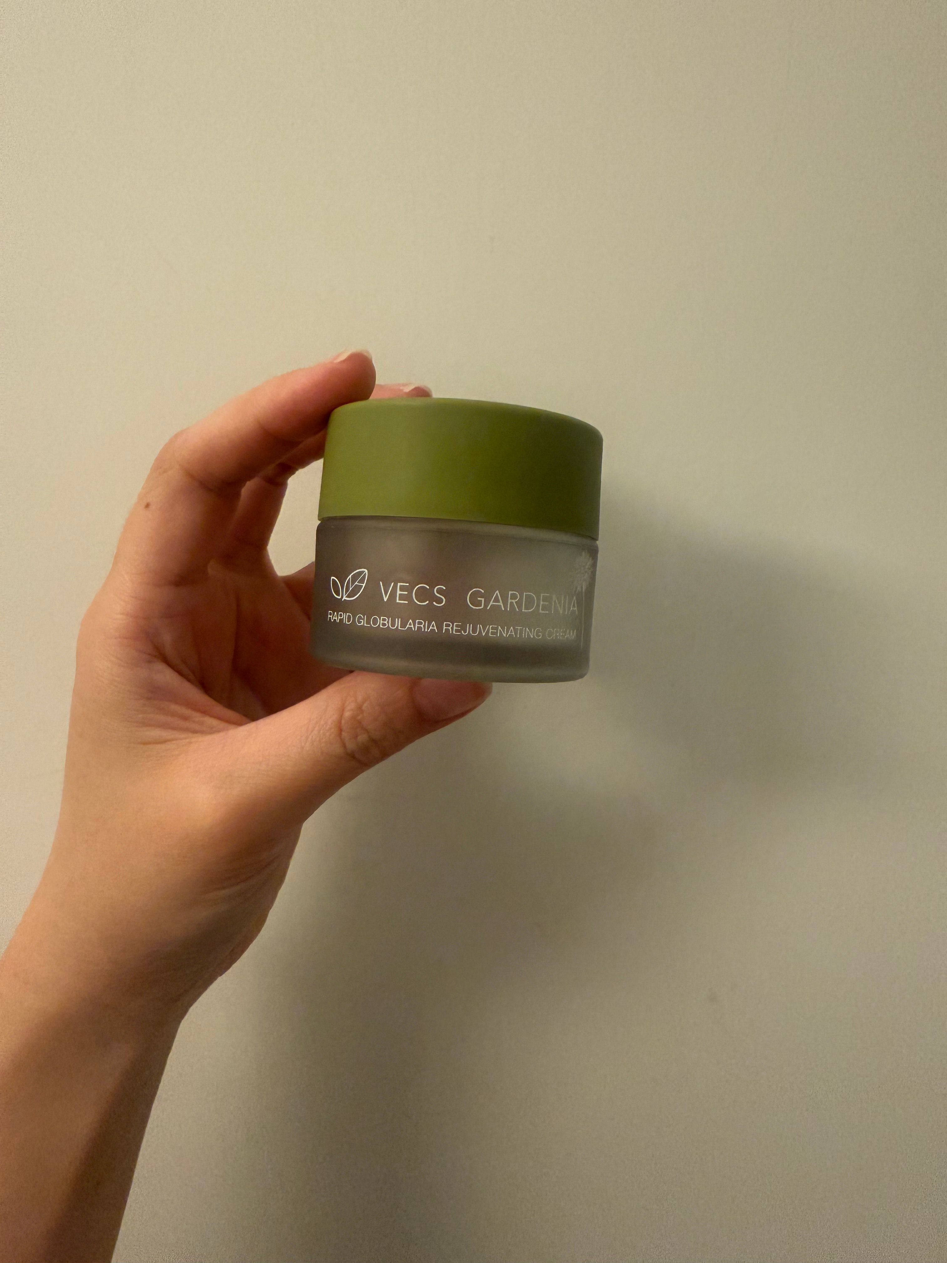 Vecs Gardenia 嘉丹妮爾 心葉球瞬效修復精華霜 真實評價/用後感 byTof****ung 1 Vecs Gardenia 嘉丹妮爾 心葉球瞬效修復精華霜 真實評價/實測照片 byTof****ung 1