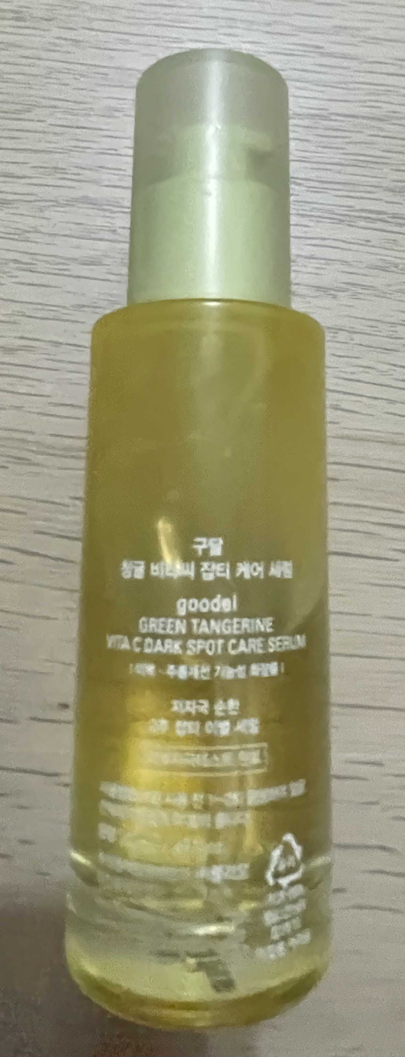 Goodal 濟州青橘維C美白淡斑去痘印保濕精華 真實評價/用後感 byer***ni 1 Goodal 濟州青橘維C美白淡斑去痘印保濕精華 真實評價/實測照片 byer***ni 1