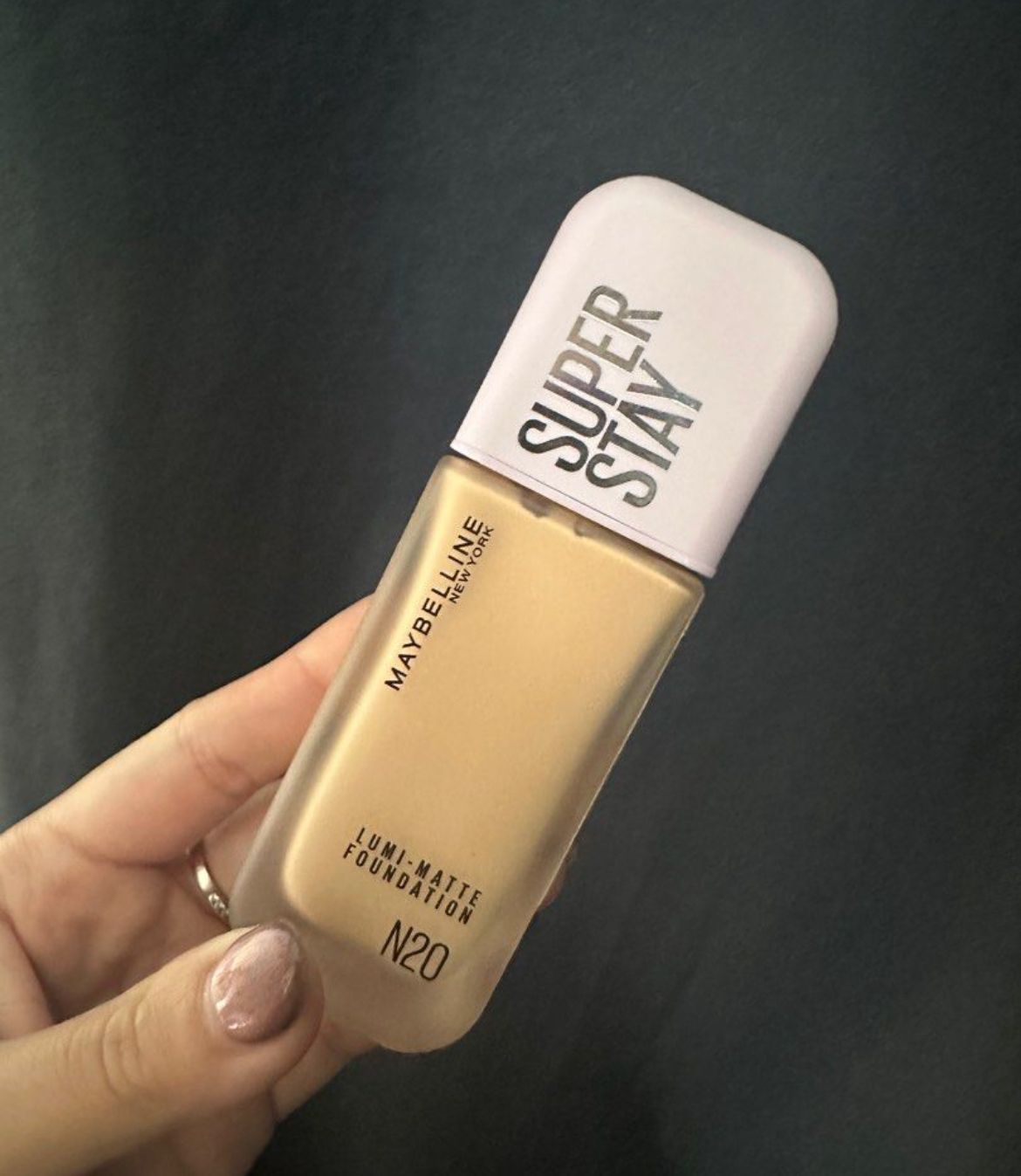 Maybelline New York SUPERSTAY 超持久30H空氣感粉底液 真實評價/實測照片 byhop***************com 1
