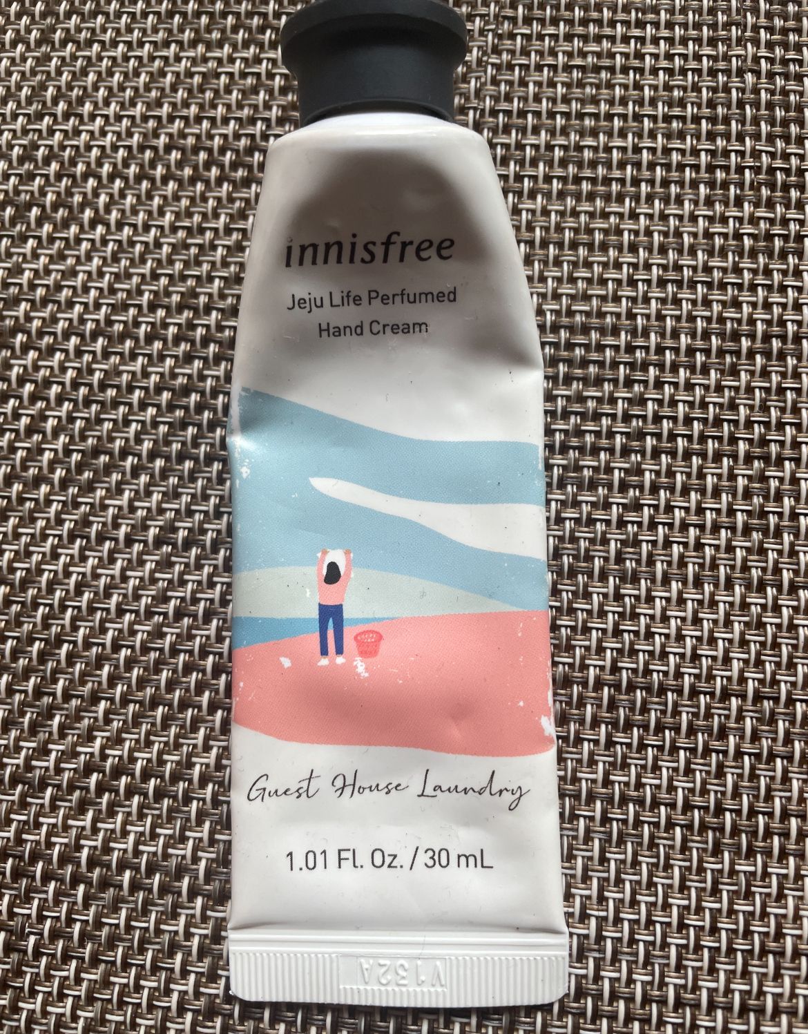 Innisfree 濟州香氛護手霜 真實評價/實測照片 byelh**************com 1