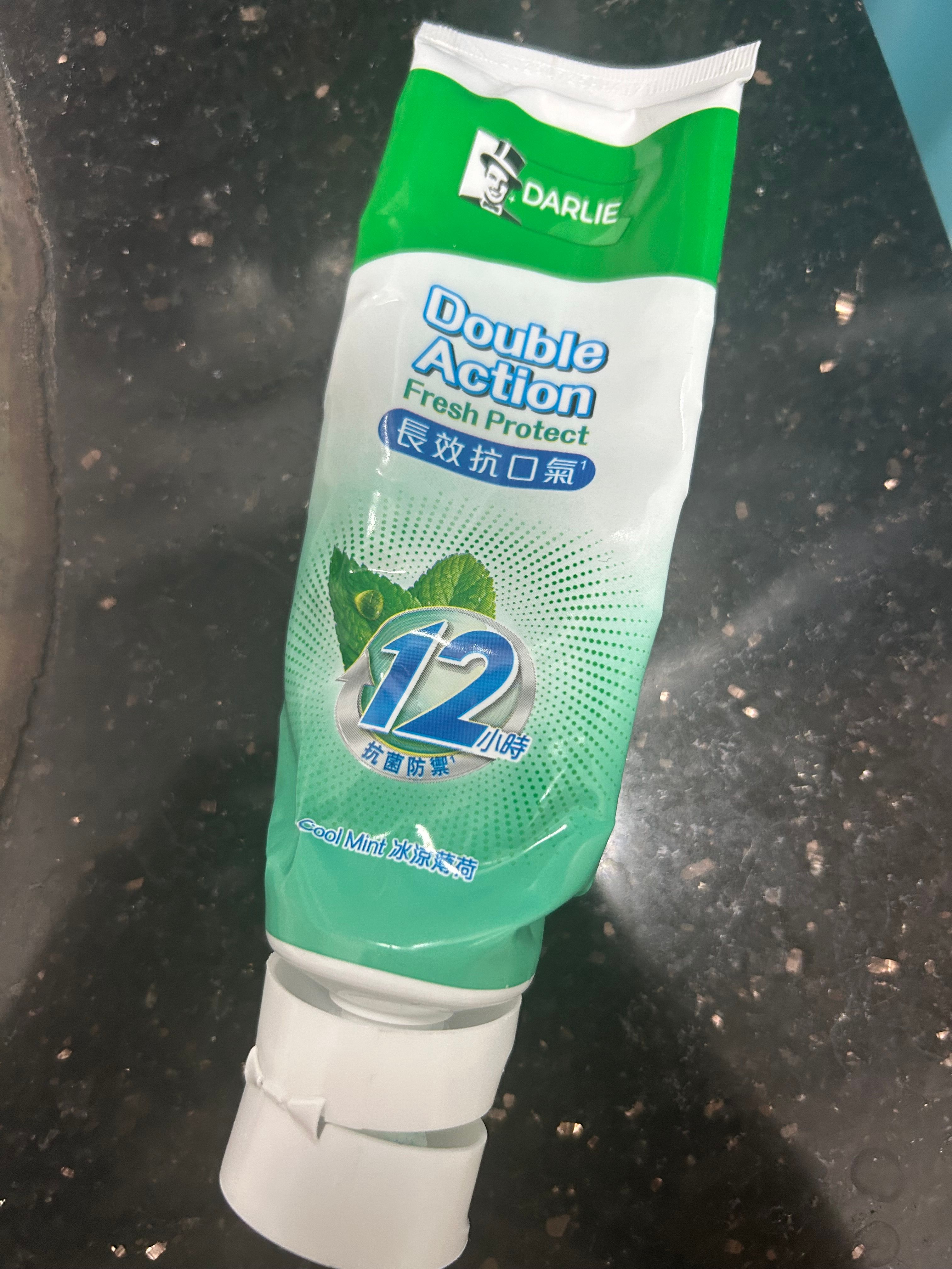 DARLIE 好來 全亮白極緻酵素牙膏 (清新薄荷) 真實評價/用後感 bymhm**************com 2 DARLIE 好來 全亮白極緻酵素牙膏 (清新薄荷) 真實評價/實測照片 bymhm**************com 2